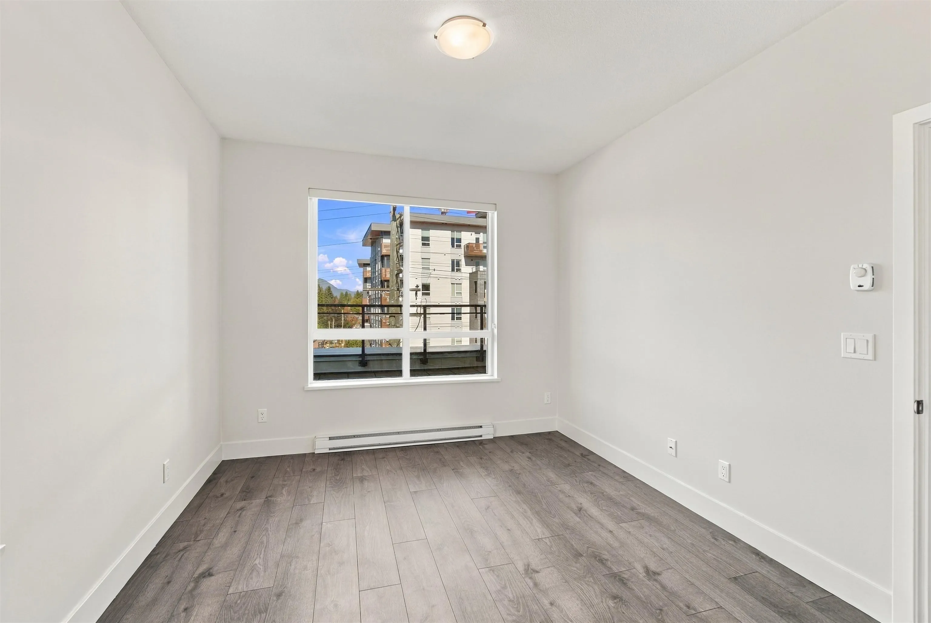 630 Como Lake Avenue #410