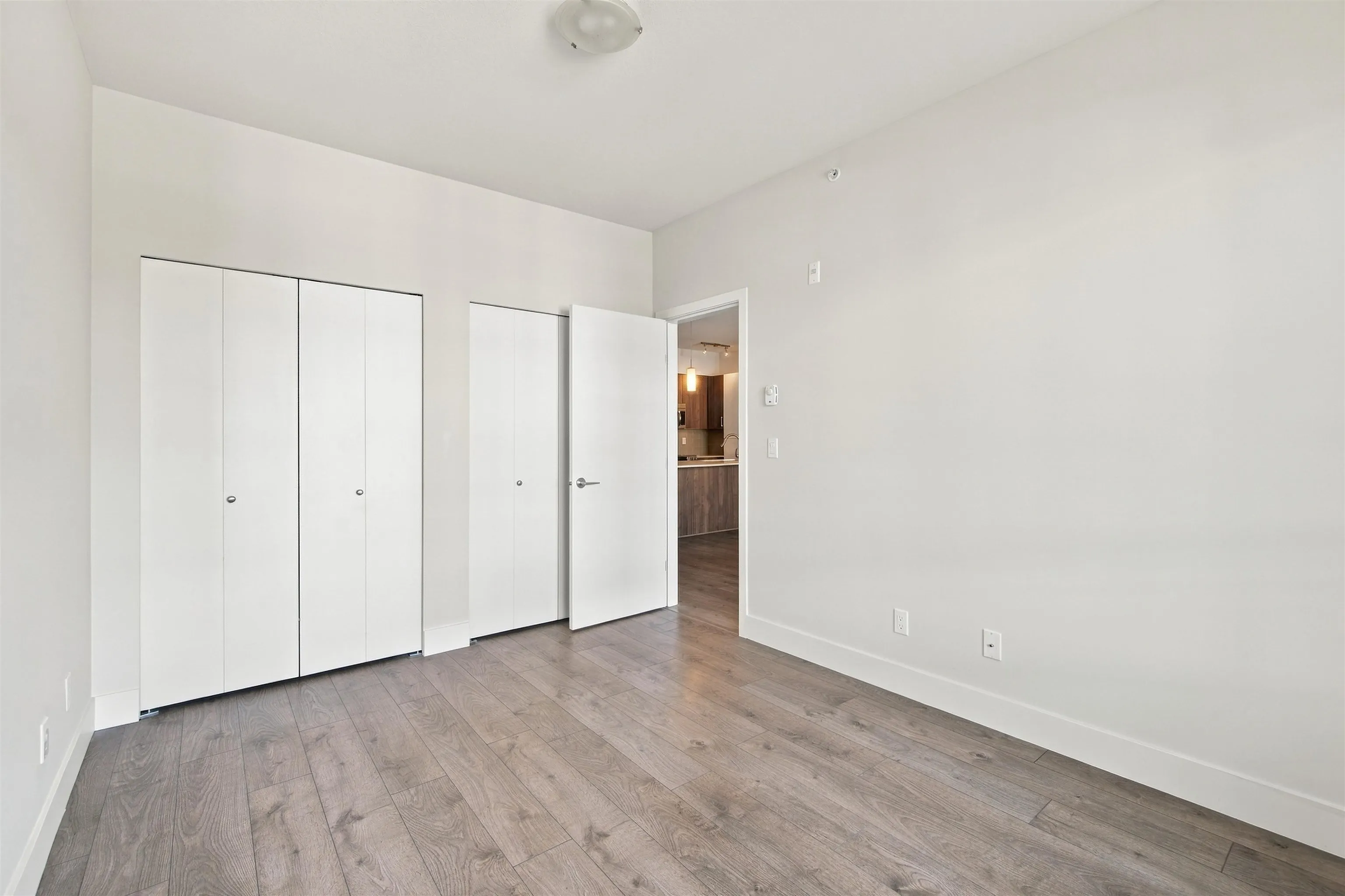 630 Como Lake Avenue #410