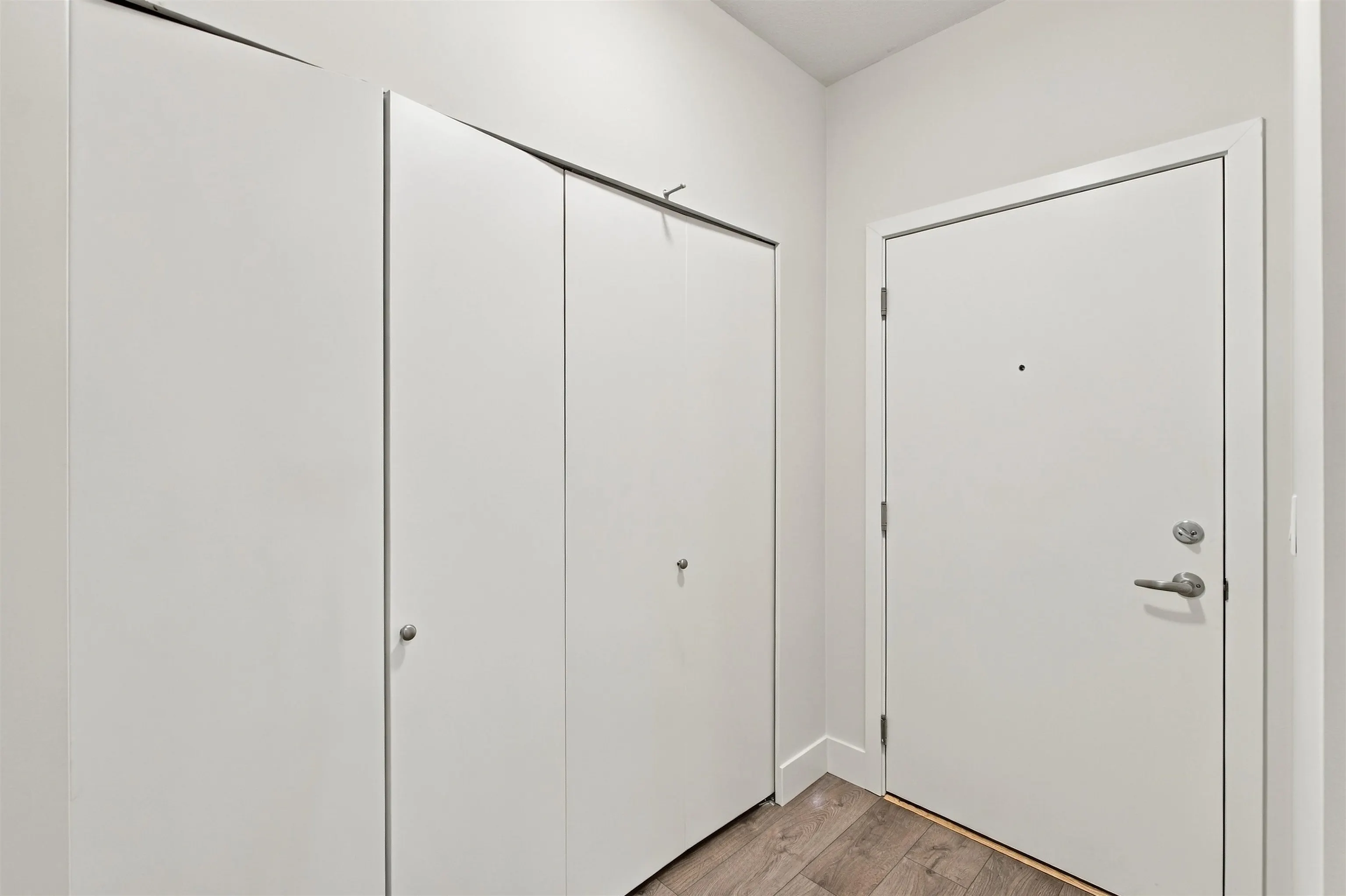 630 Como Lake Avenue #410