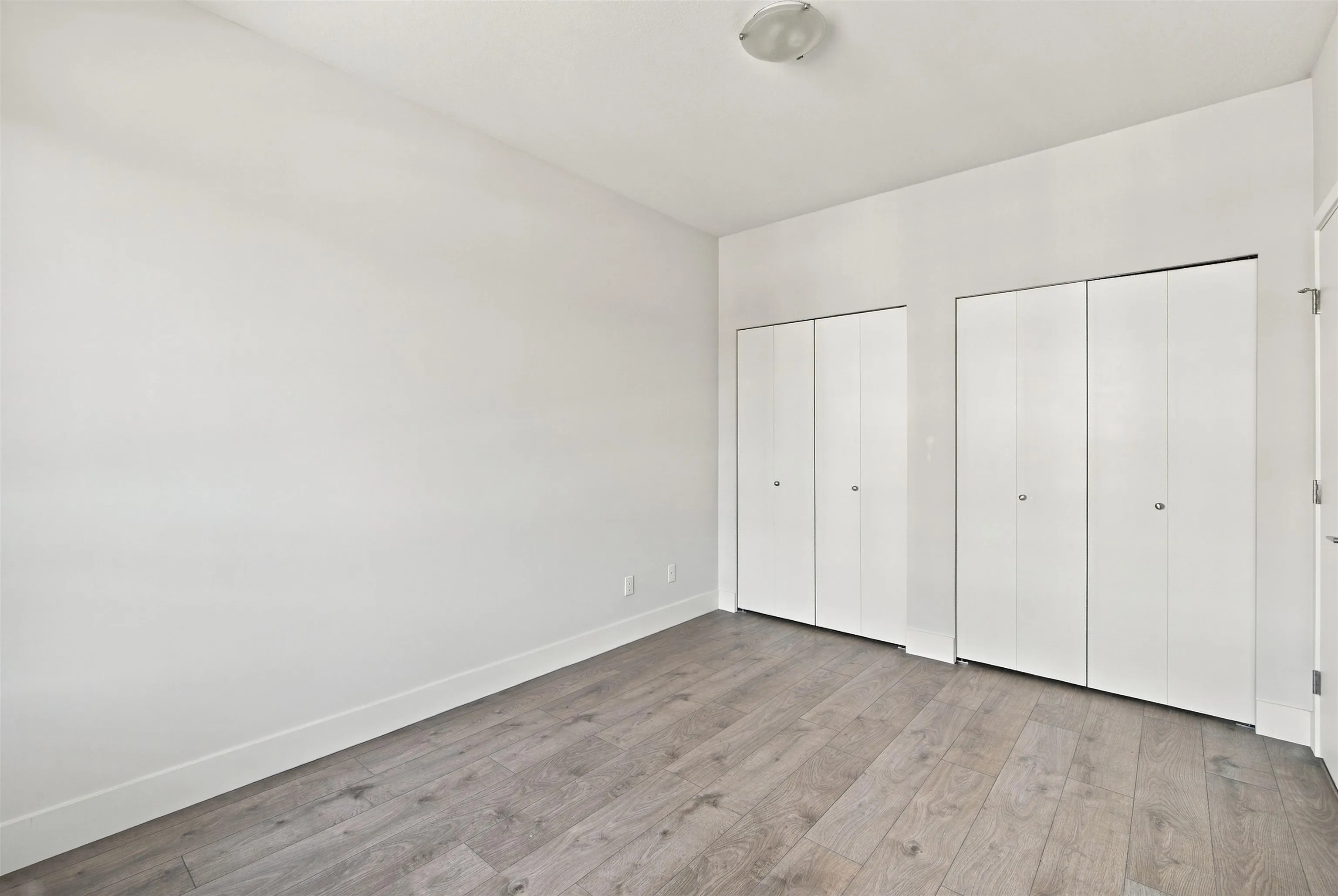 630 Como Lake Avenue #410