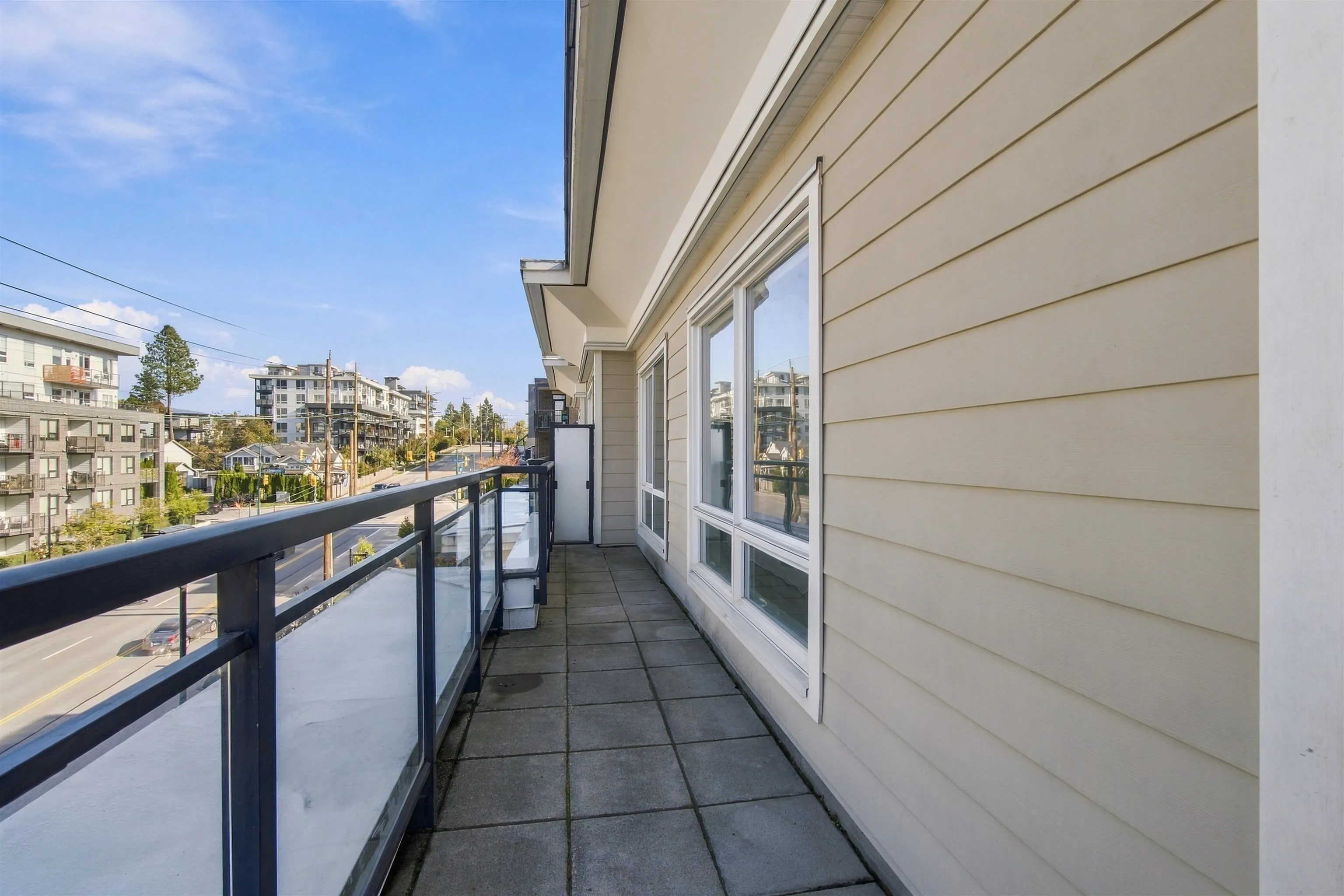 630 Como Lake Avenue #410