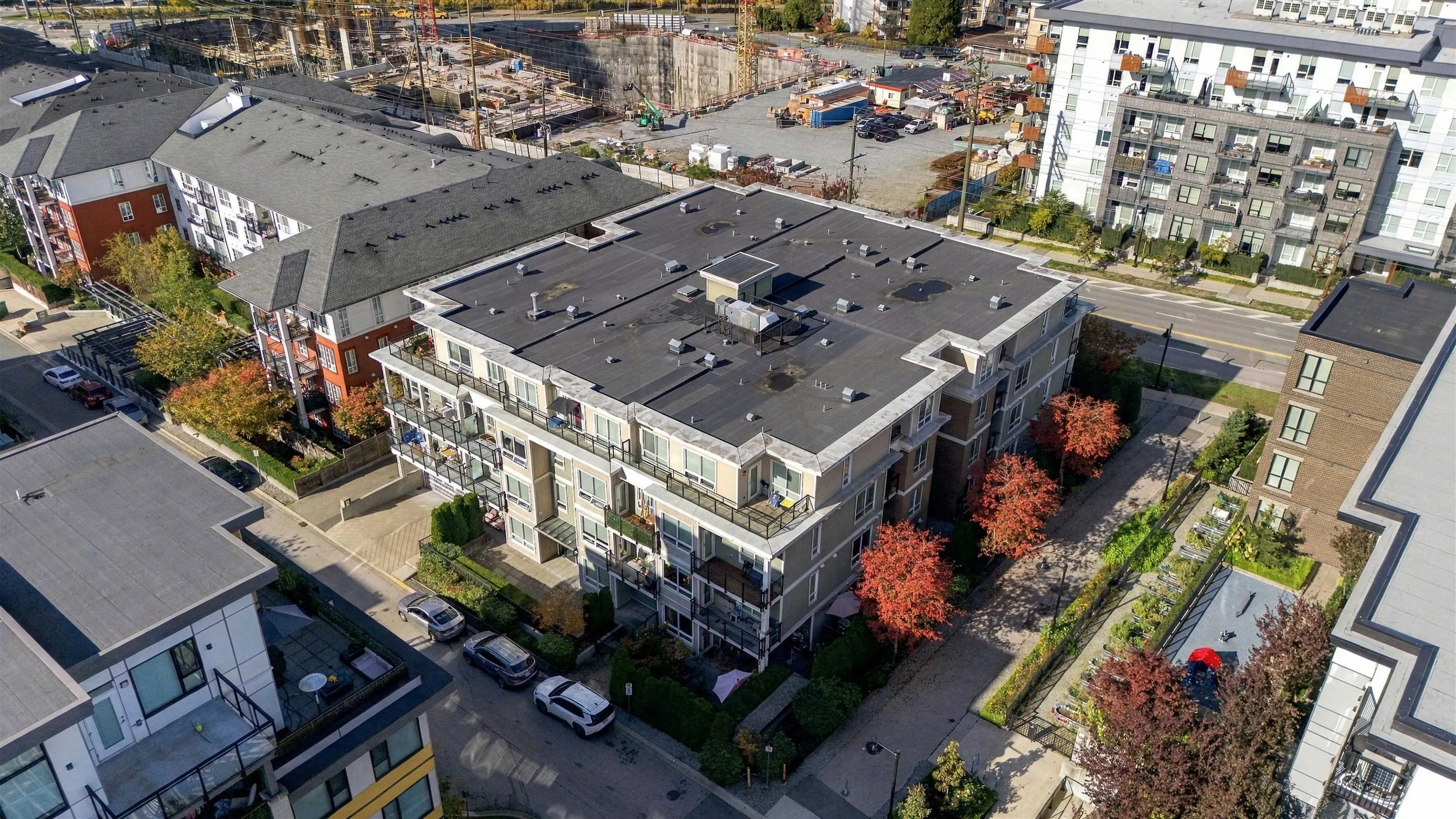 630 Como Lake Avenue #410