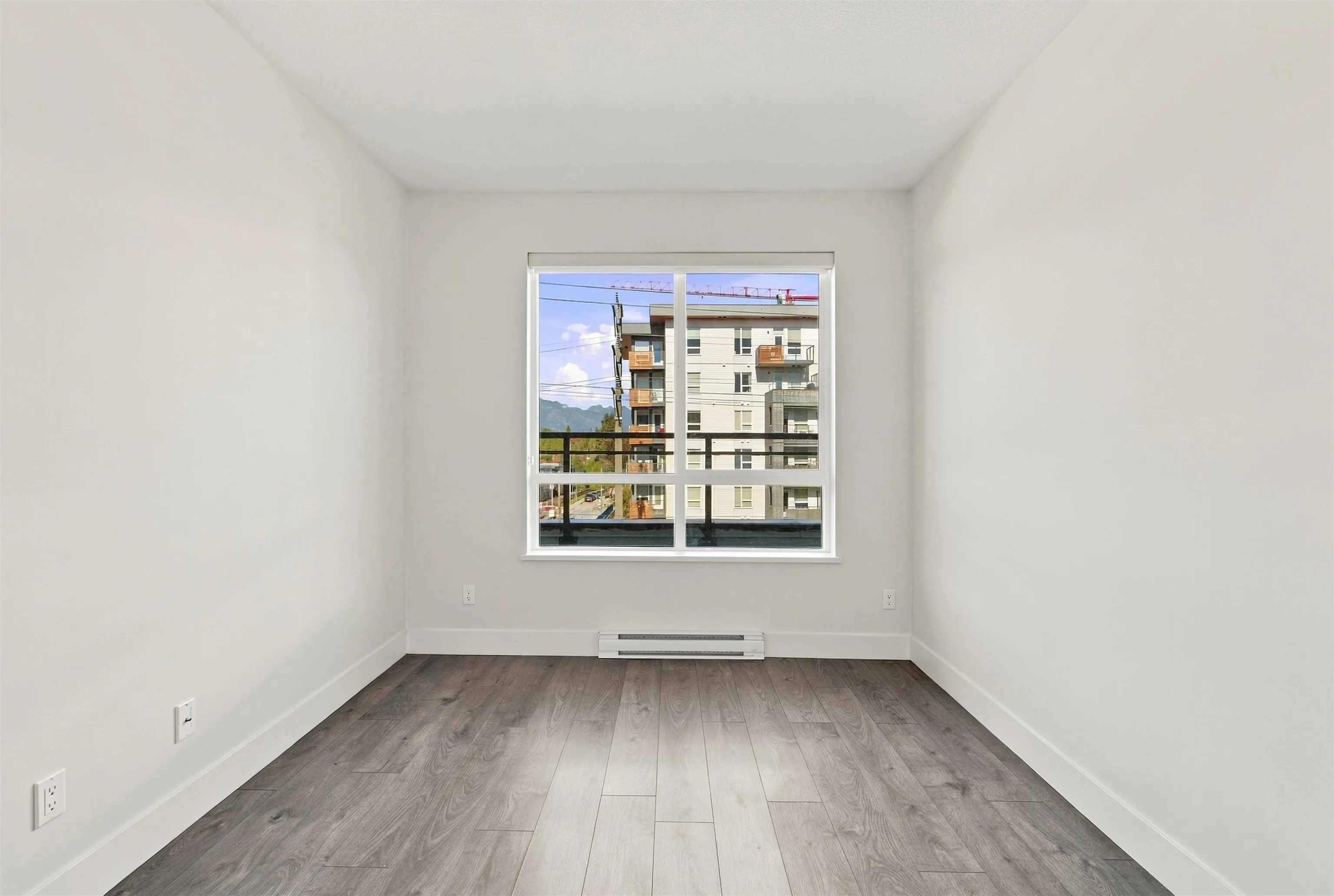 630 Como Lake Avenue #410