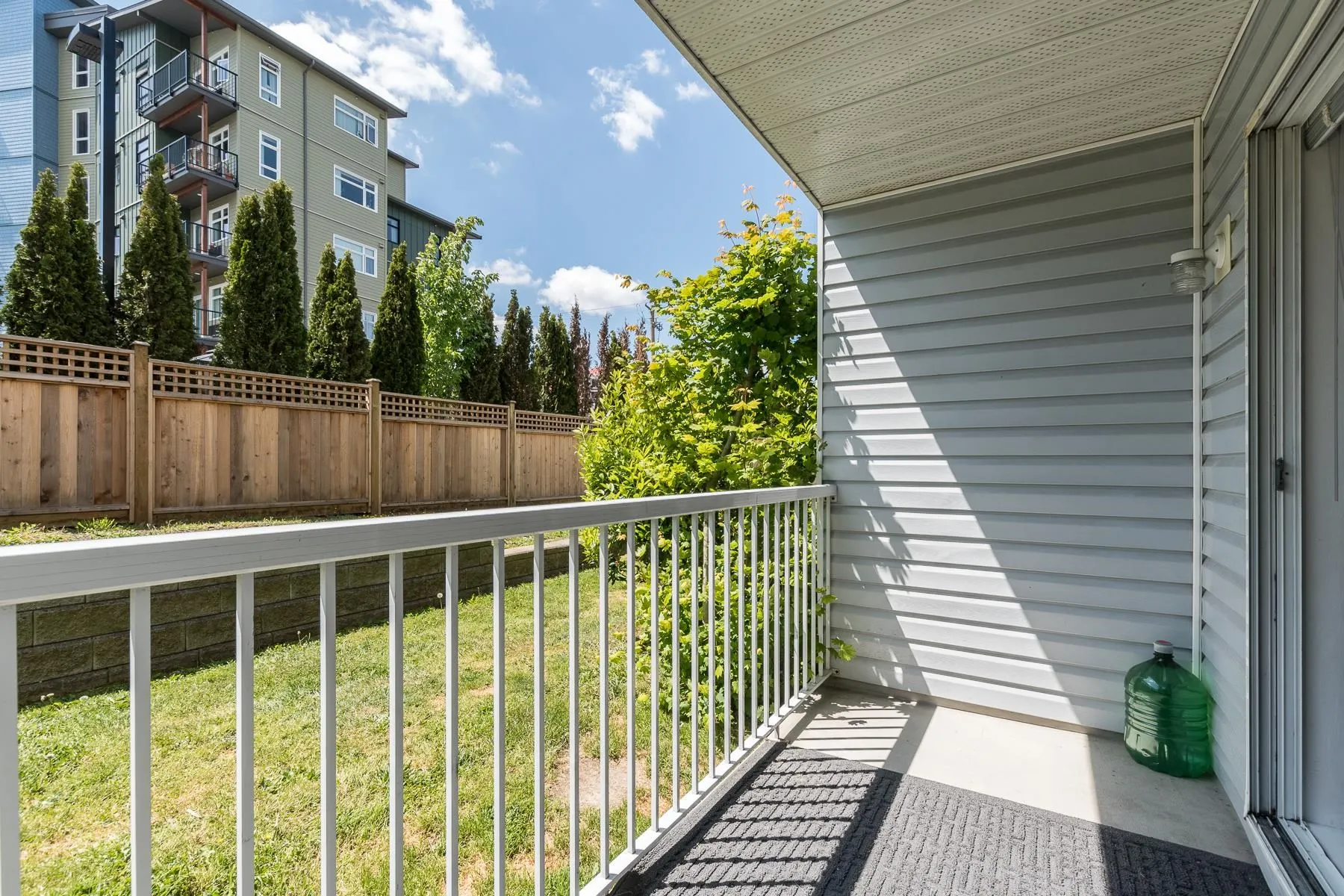 2750 Fuller Street #105
