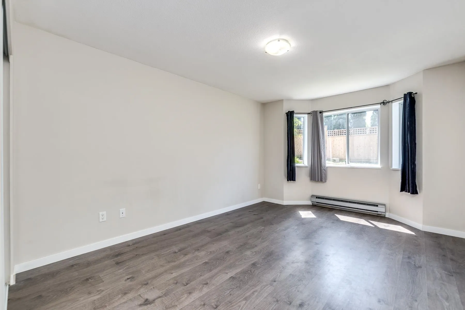 2750 Fuller Street #105