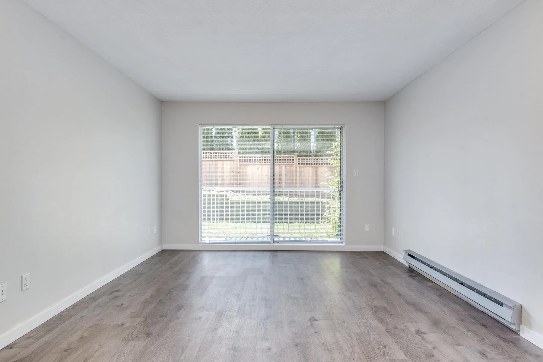 2750 Fuller Street #105