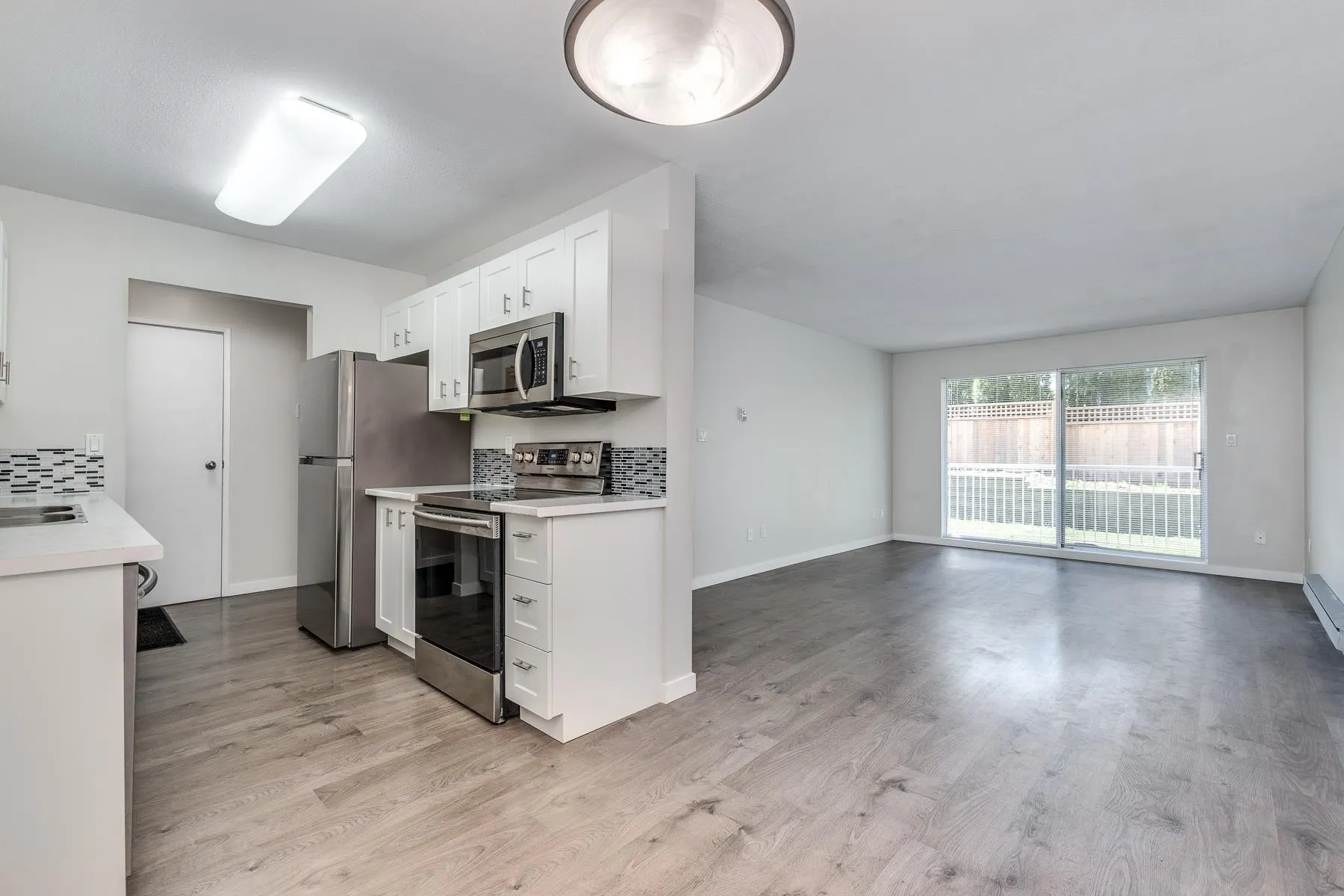 2750 Fuller Street #105