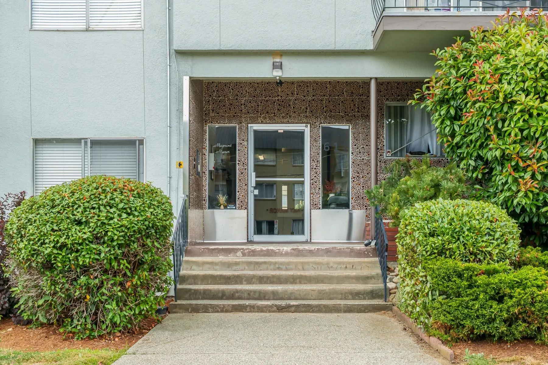 611 Blackford Street #208
