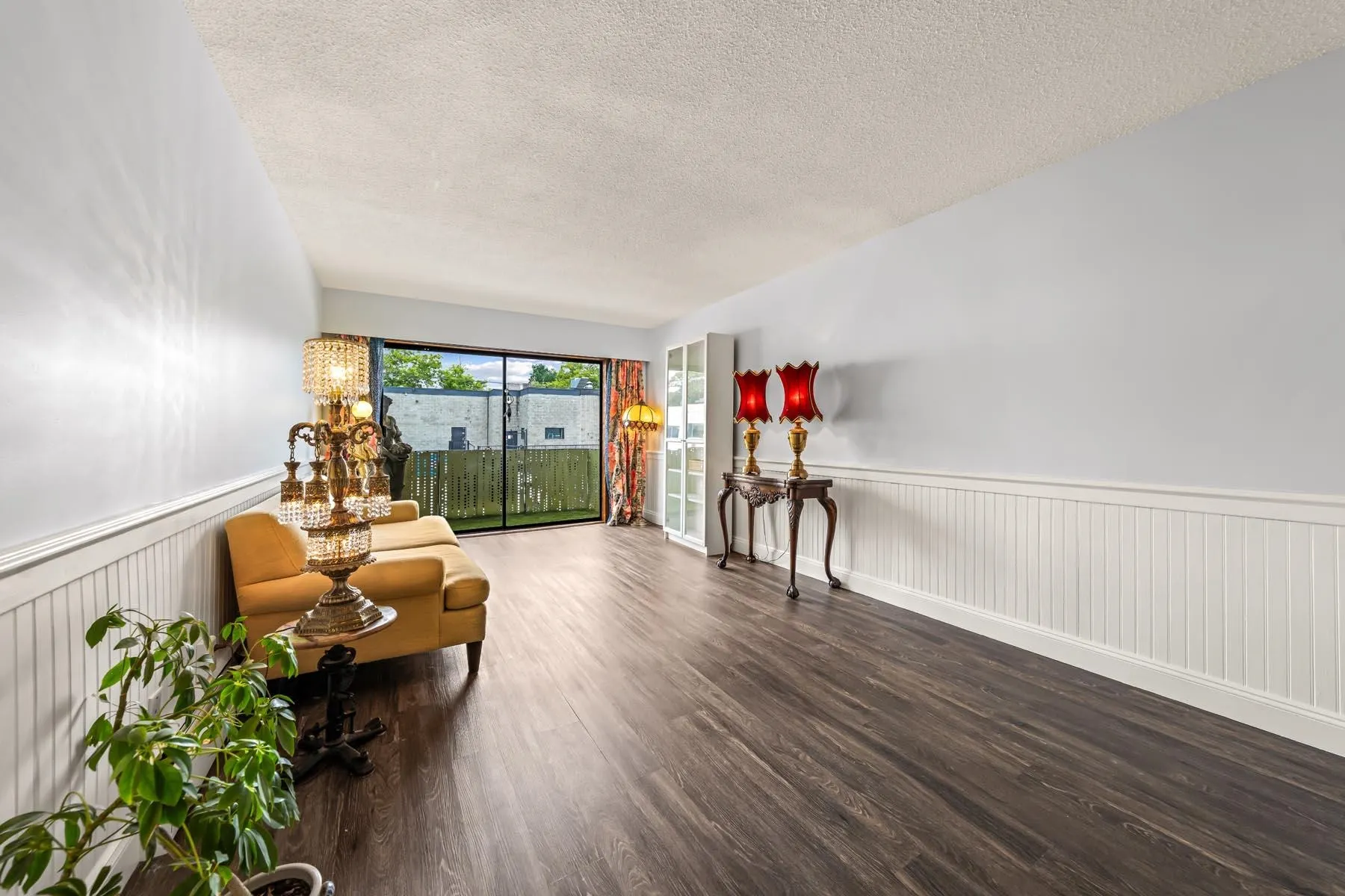 611 Blackford Street #208