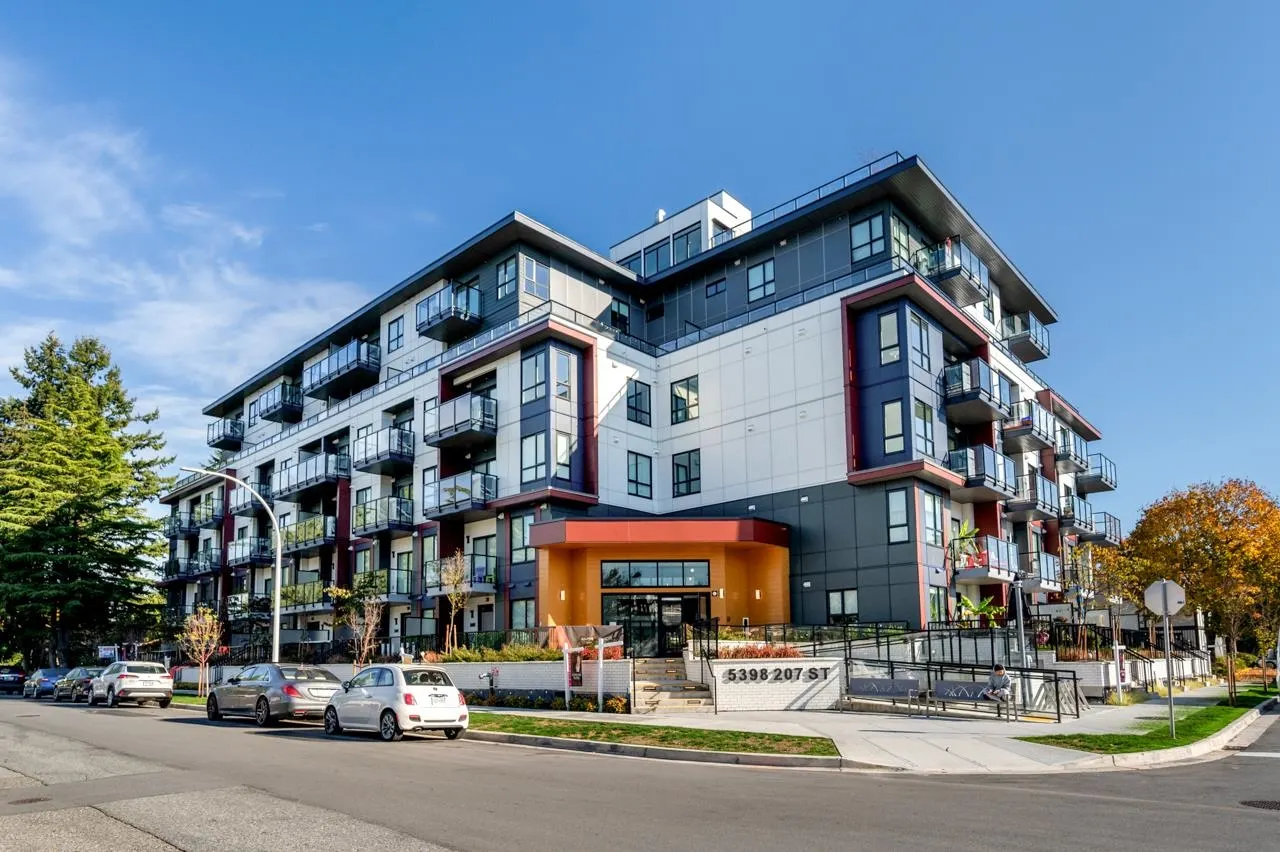 5398 207 Street #404