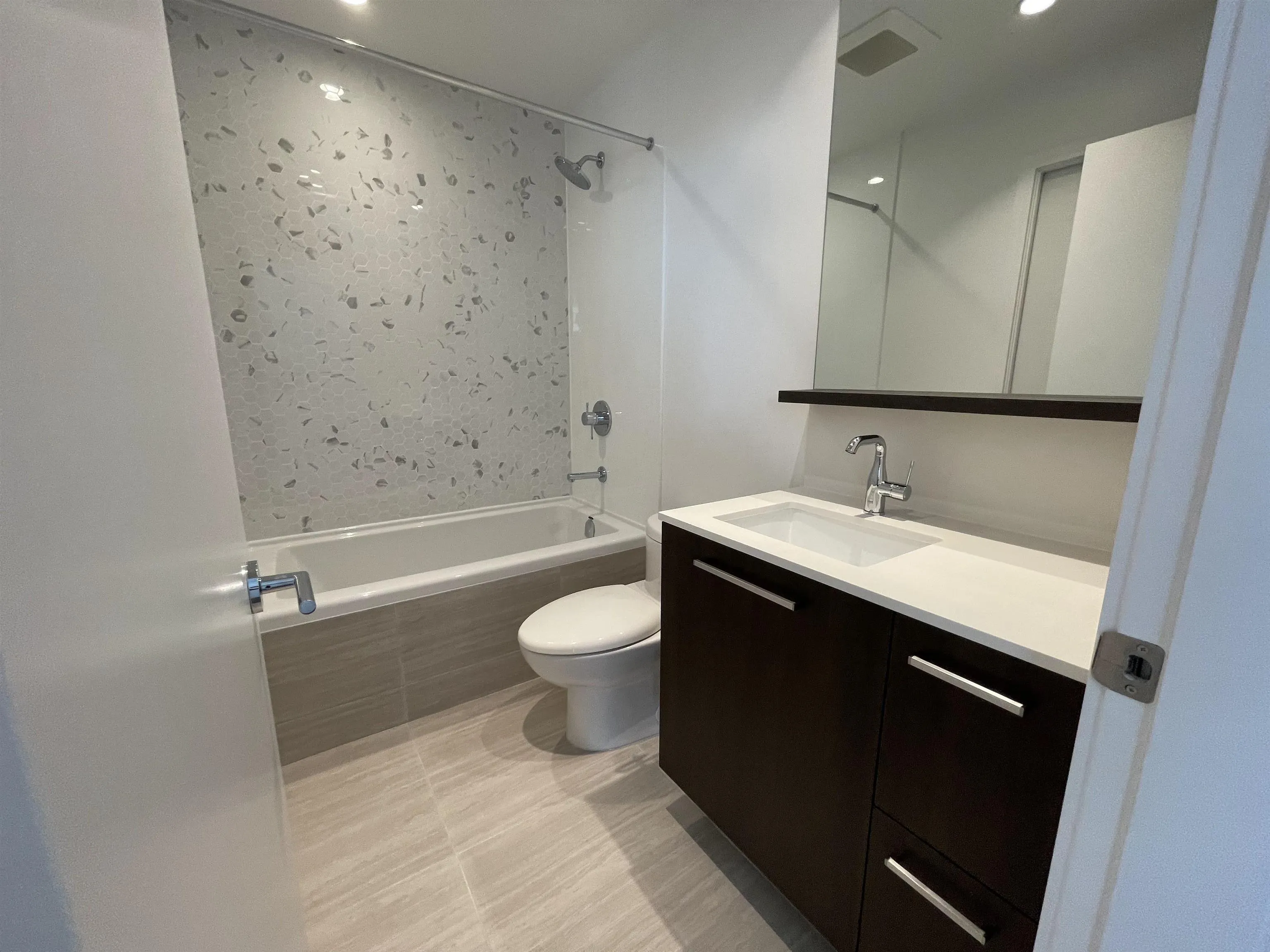 567 Clarke Road #1509