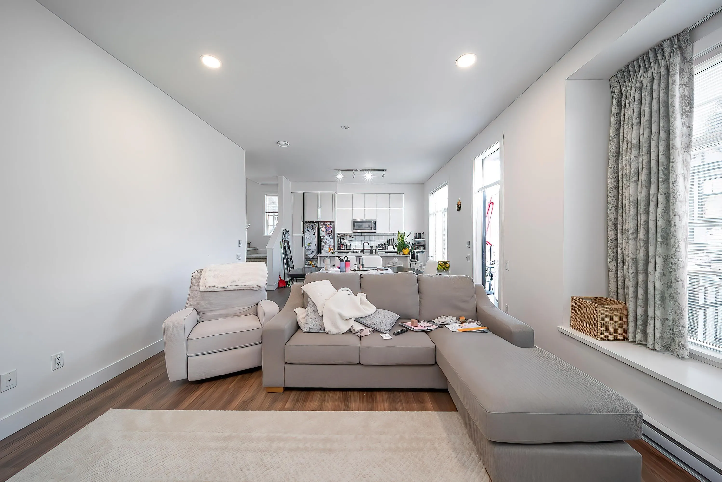 3552 Victoria Drive #59