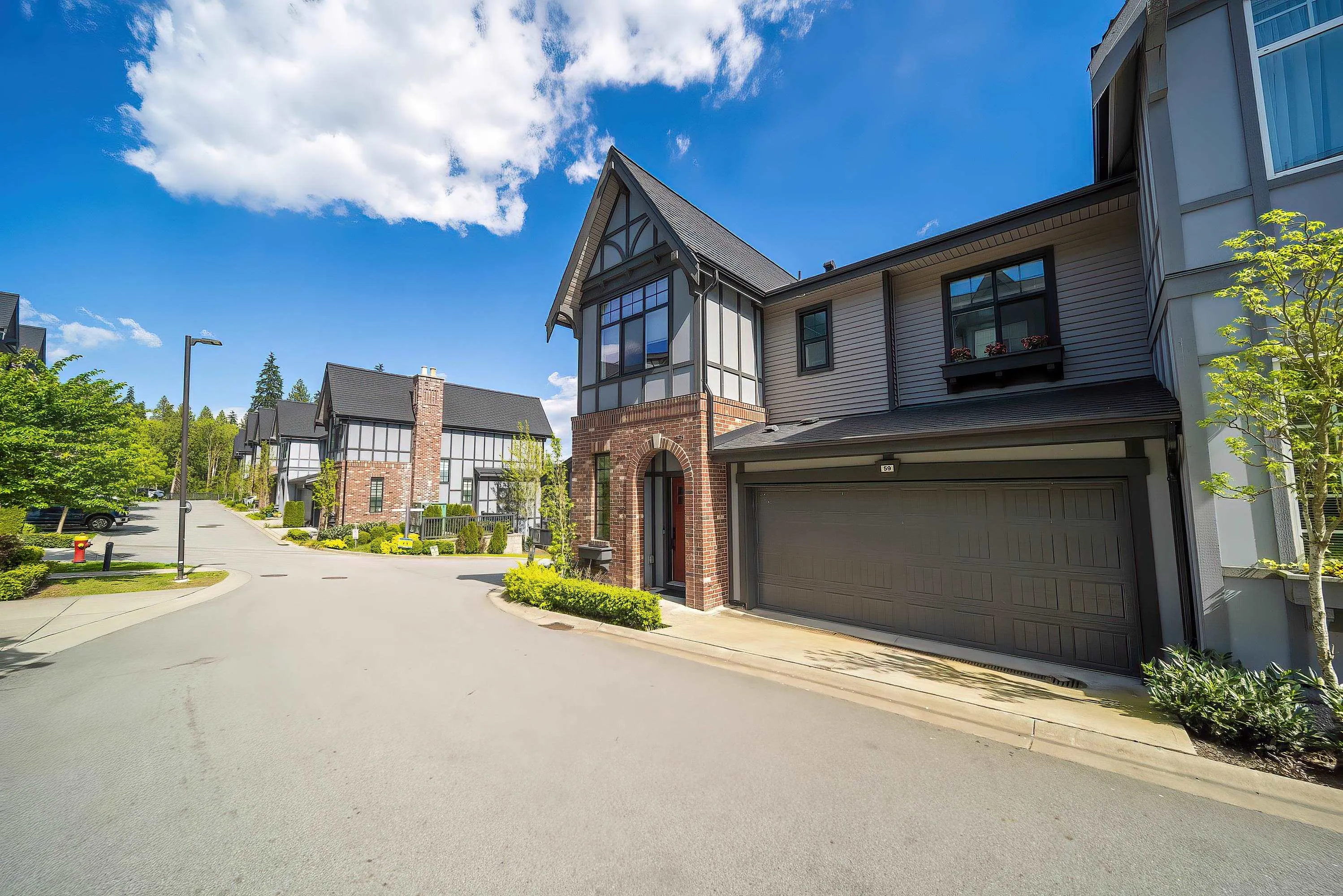 3552 Victoria Drive #59