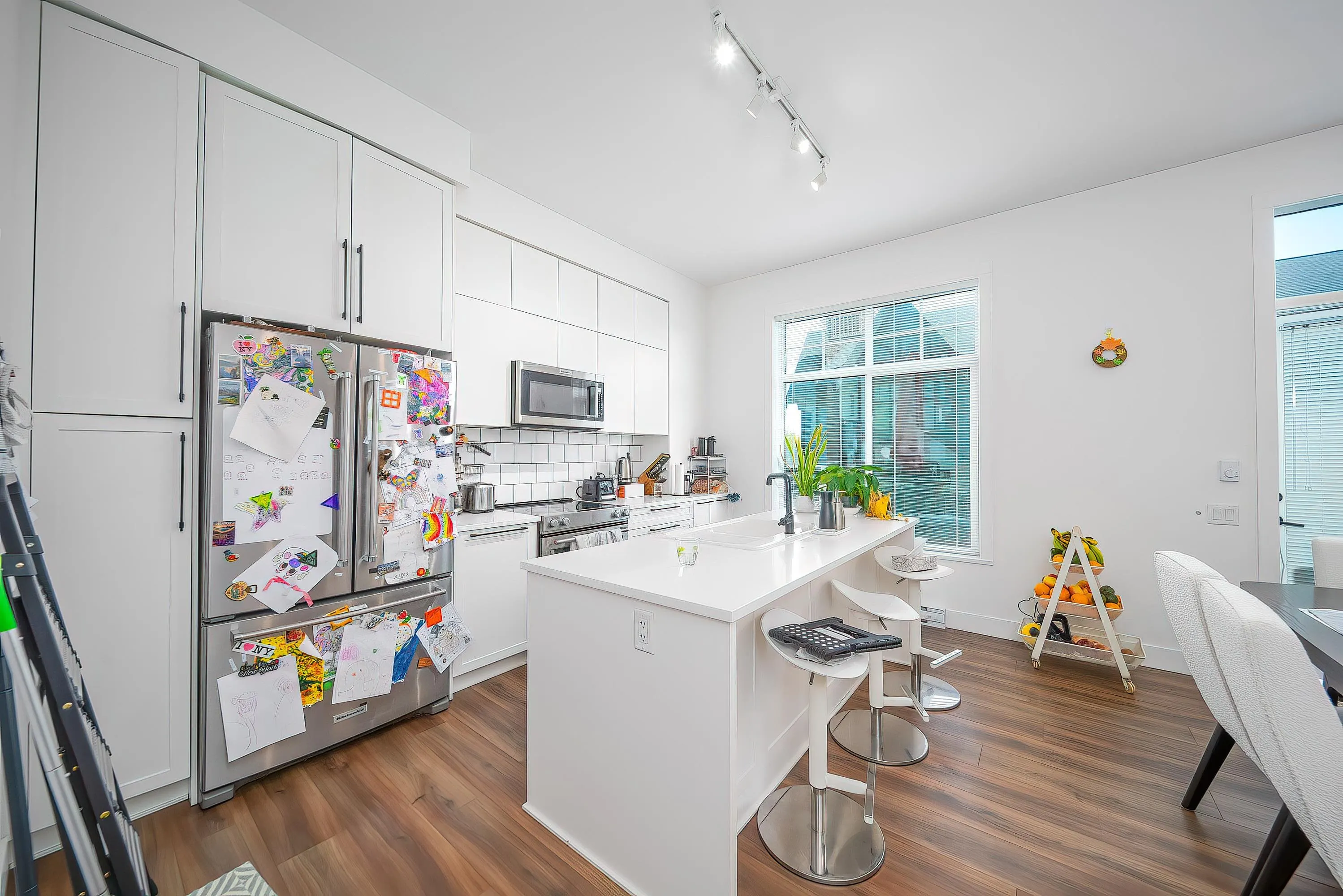 3552 Victoria Drive #59