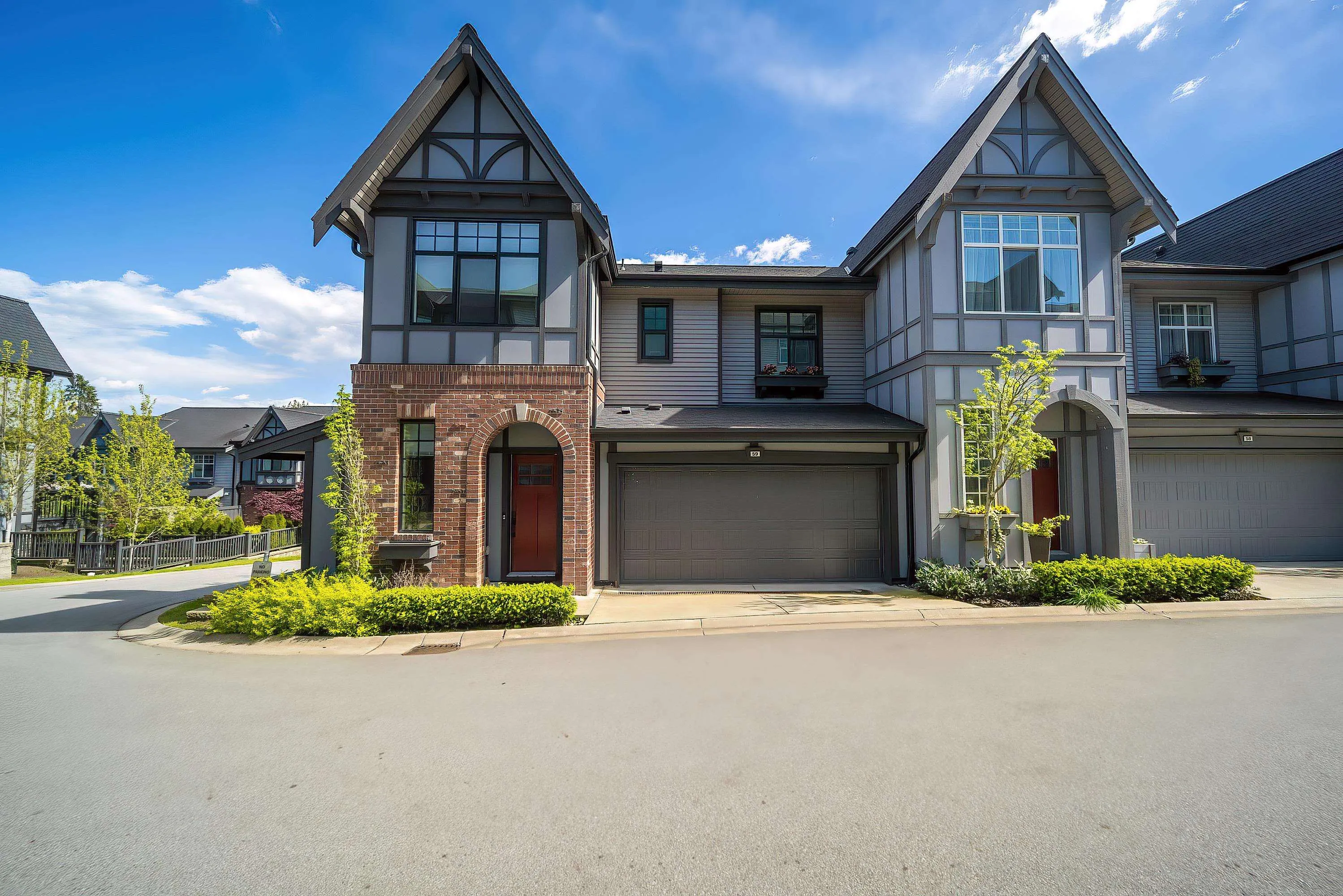 3552 Victoria Drive #59