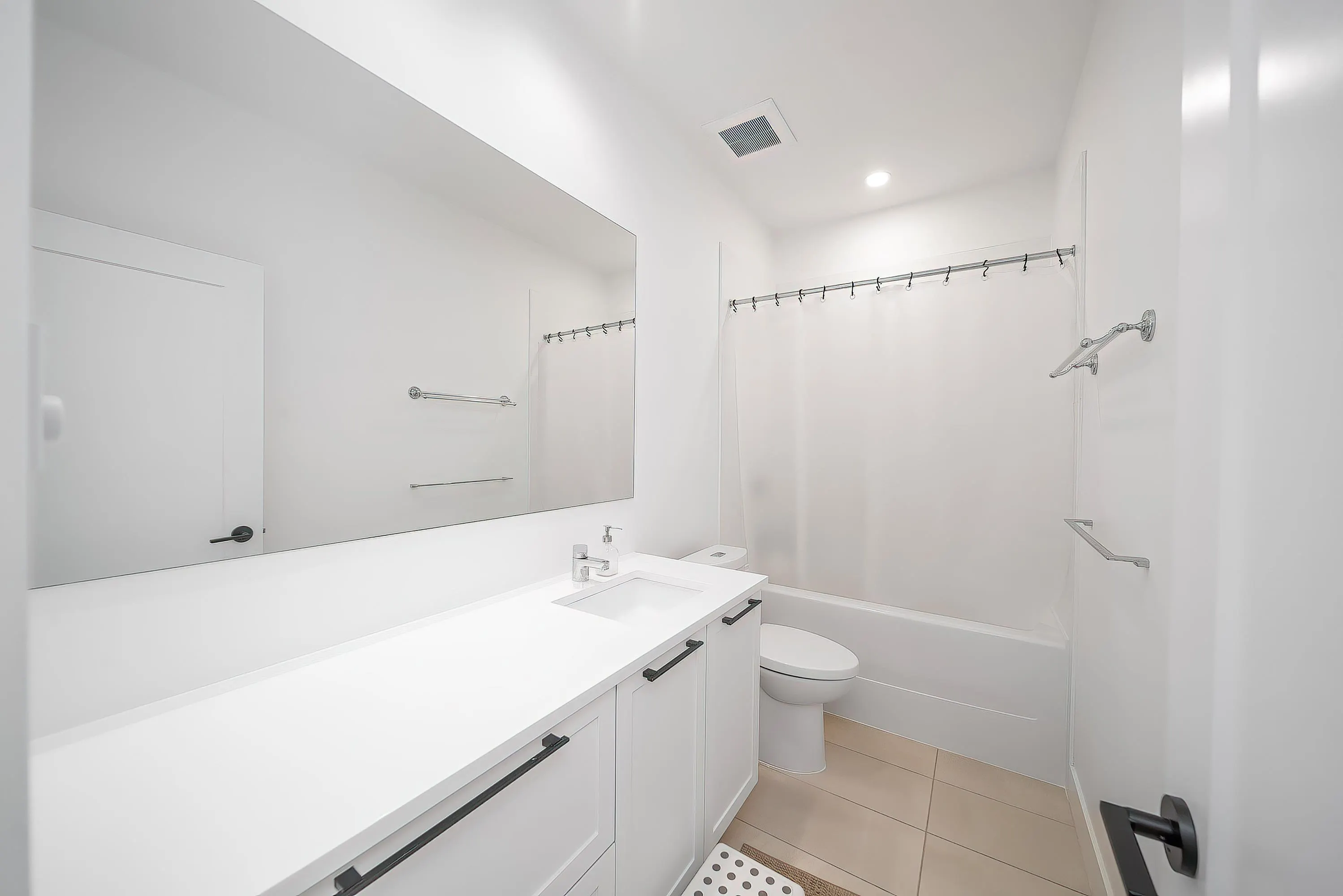 3552 Victoria Drive #59