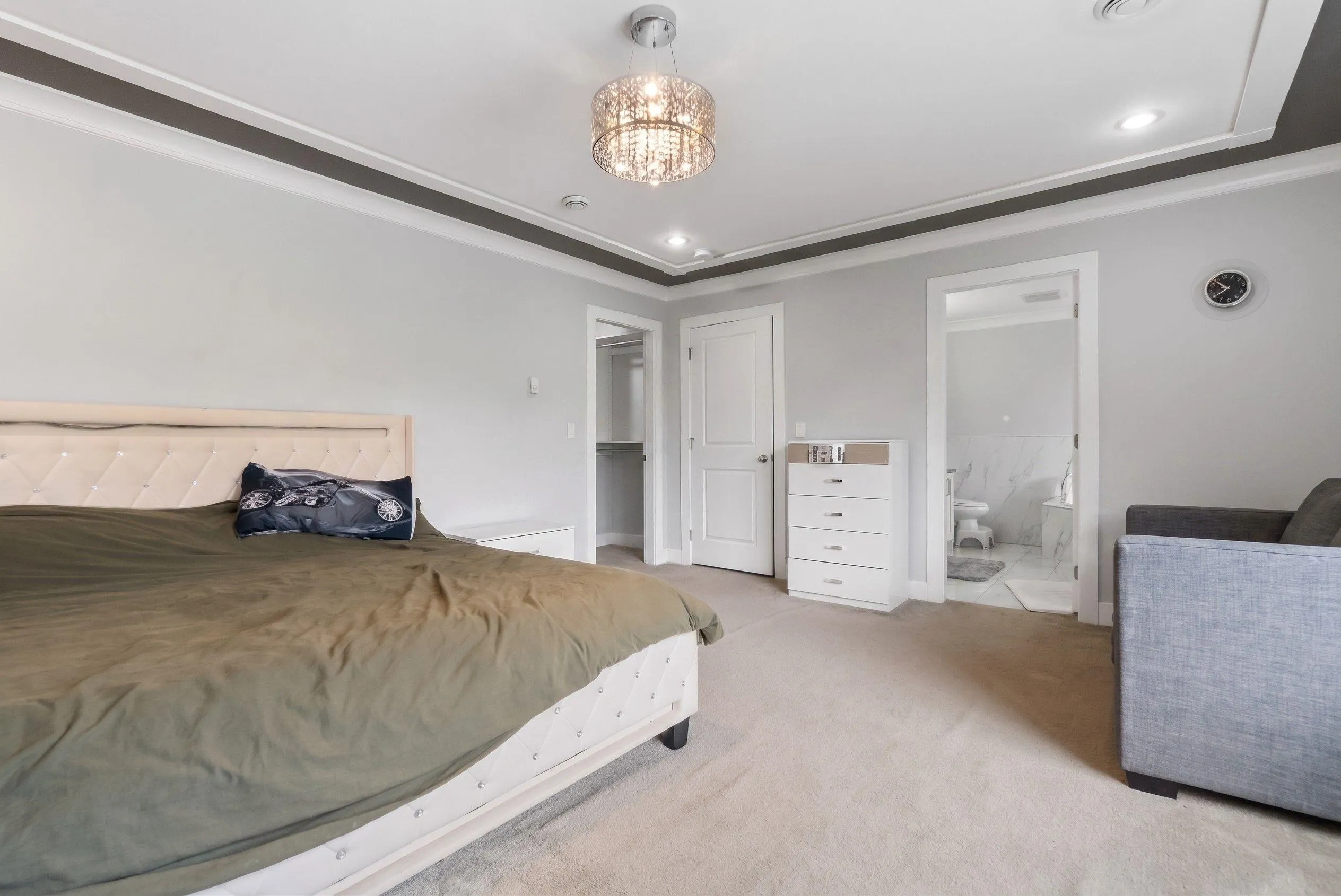 14017 110 Avenue
