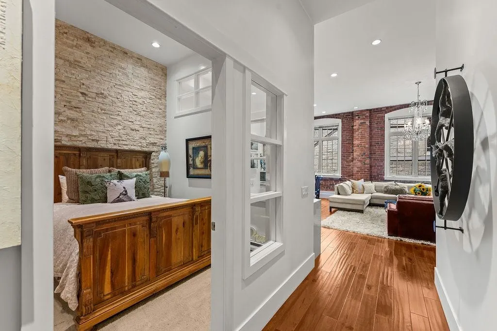 1811 W 16th Avenue #104