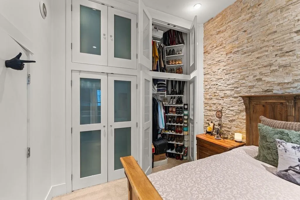 1811 W 16th Avenue #104