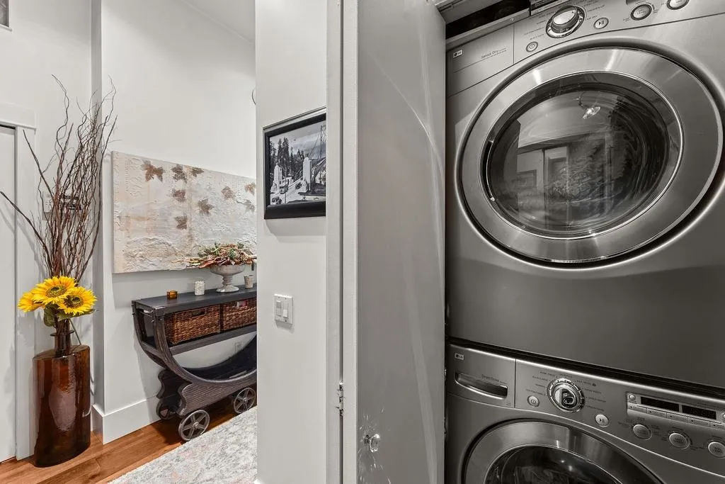 1811 W 16th Avenue #104