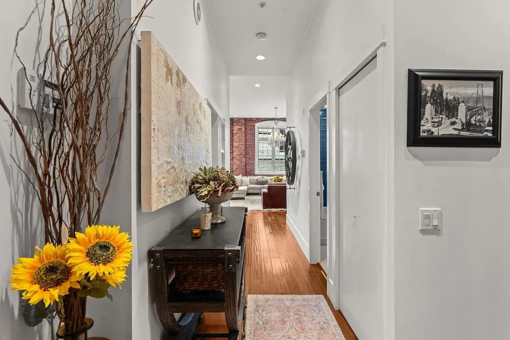1811 W 16th Avenue #104