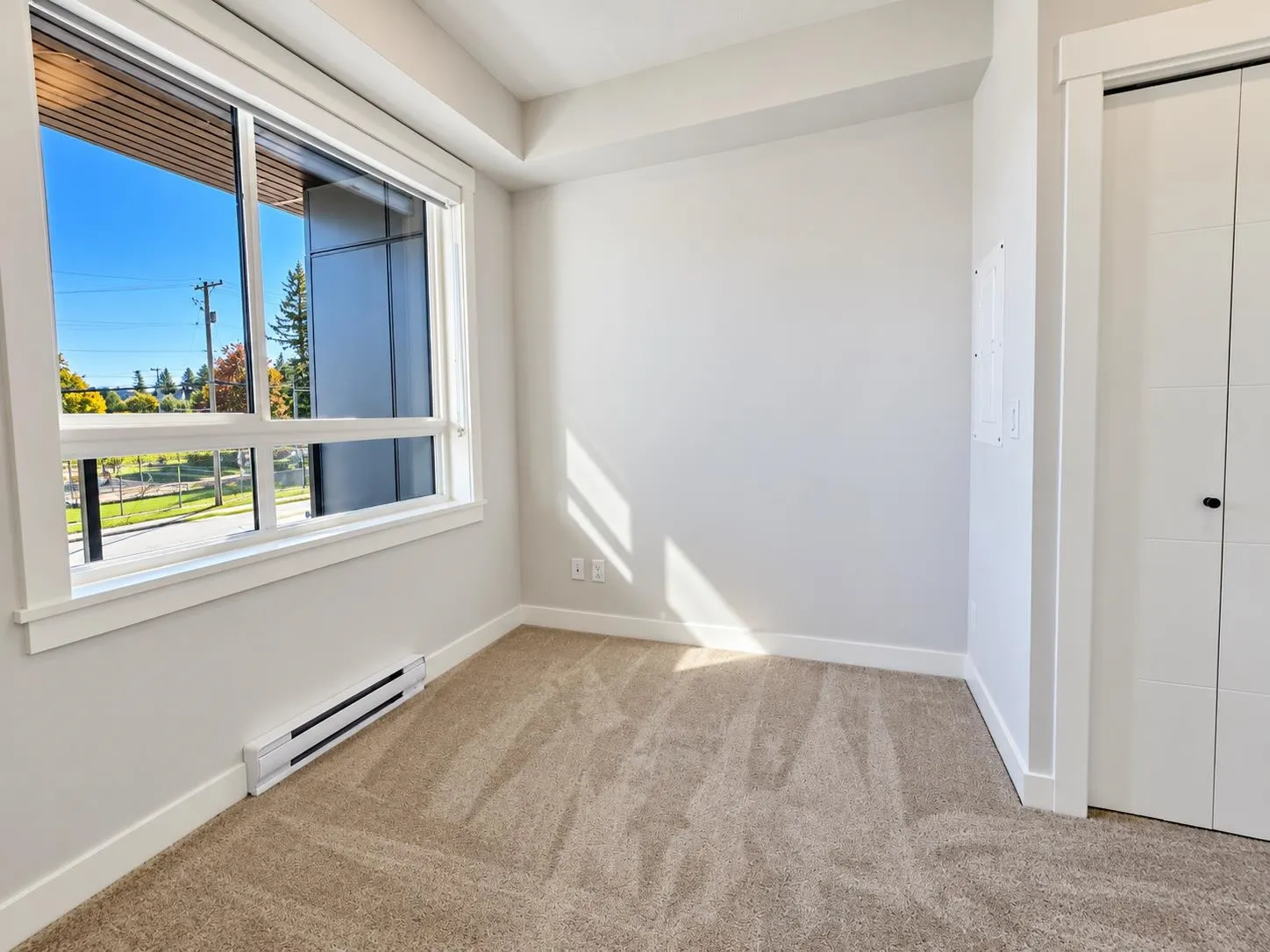 8423 Cedar Street #202