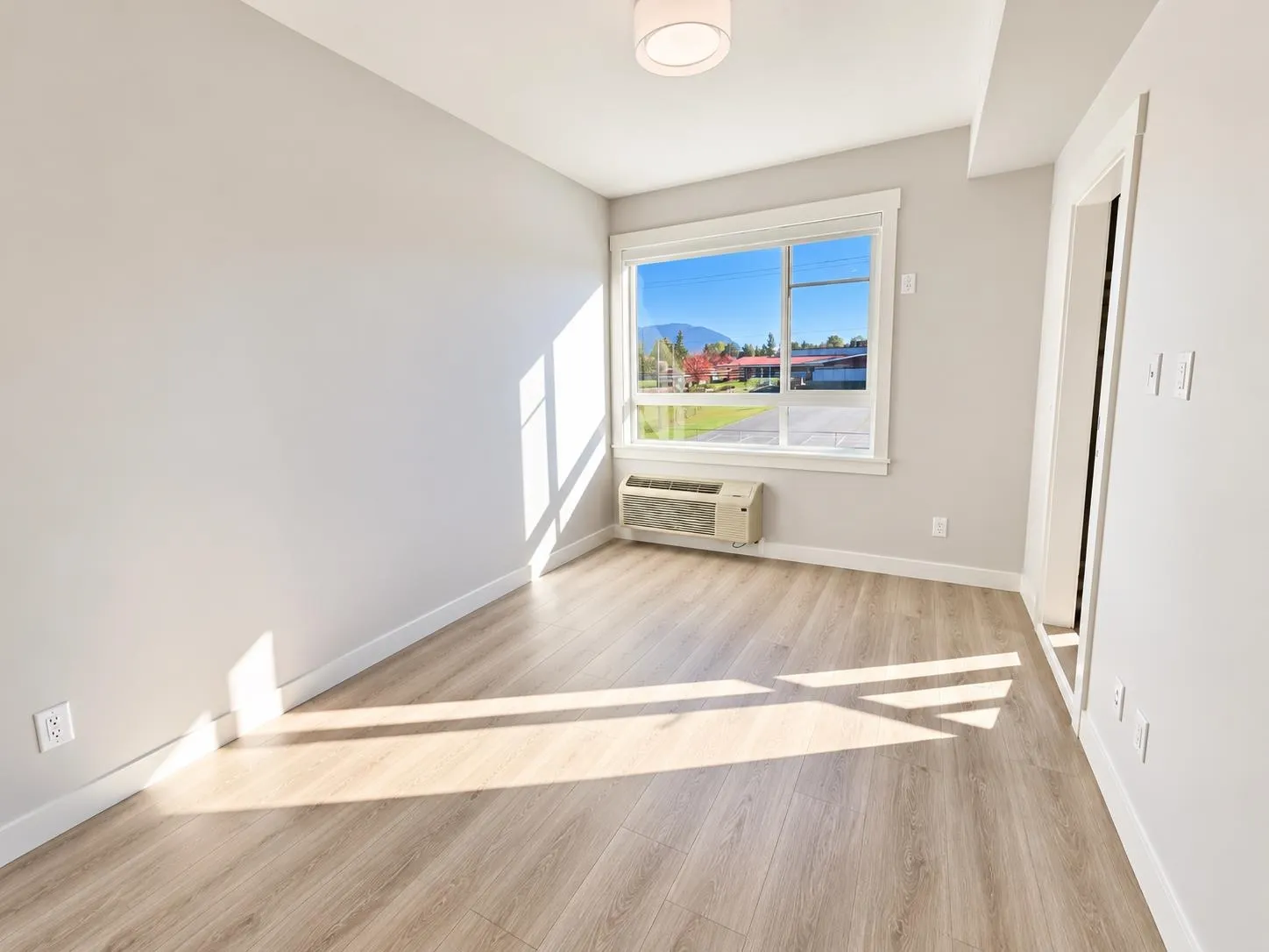 8423 Cedar Street #202