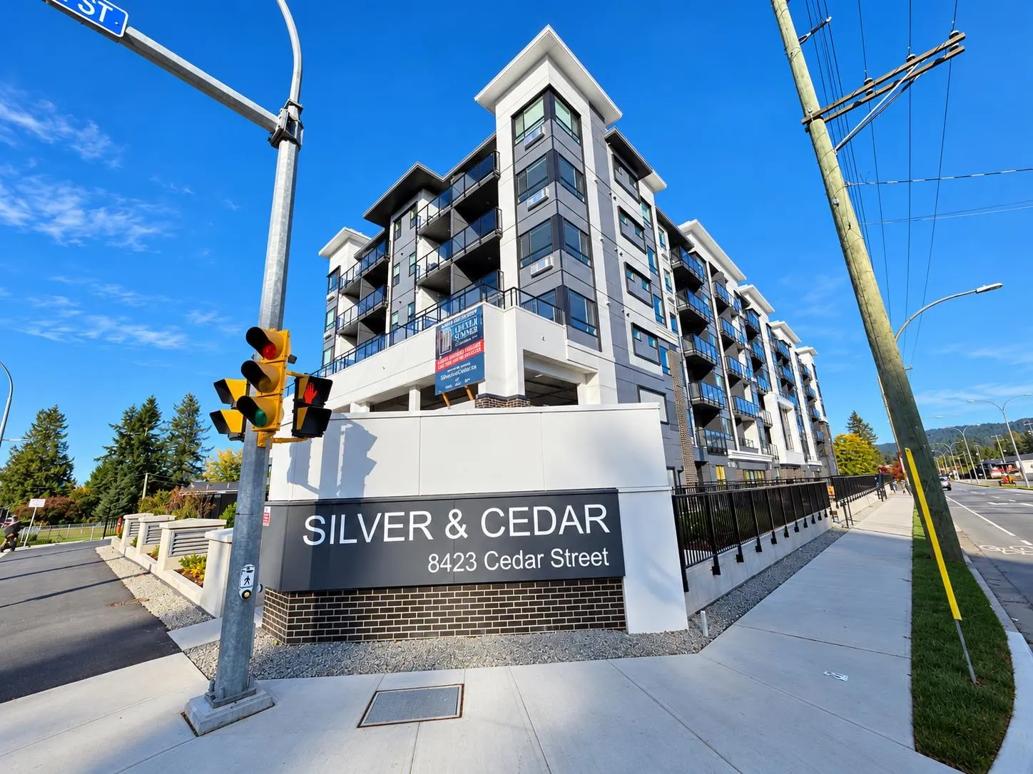 8423 Cedar Street #202