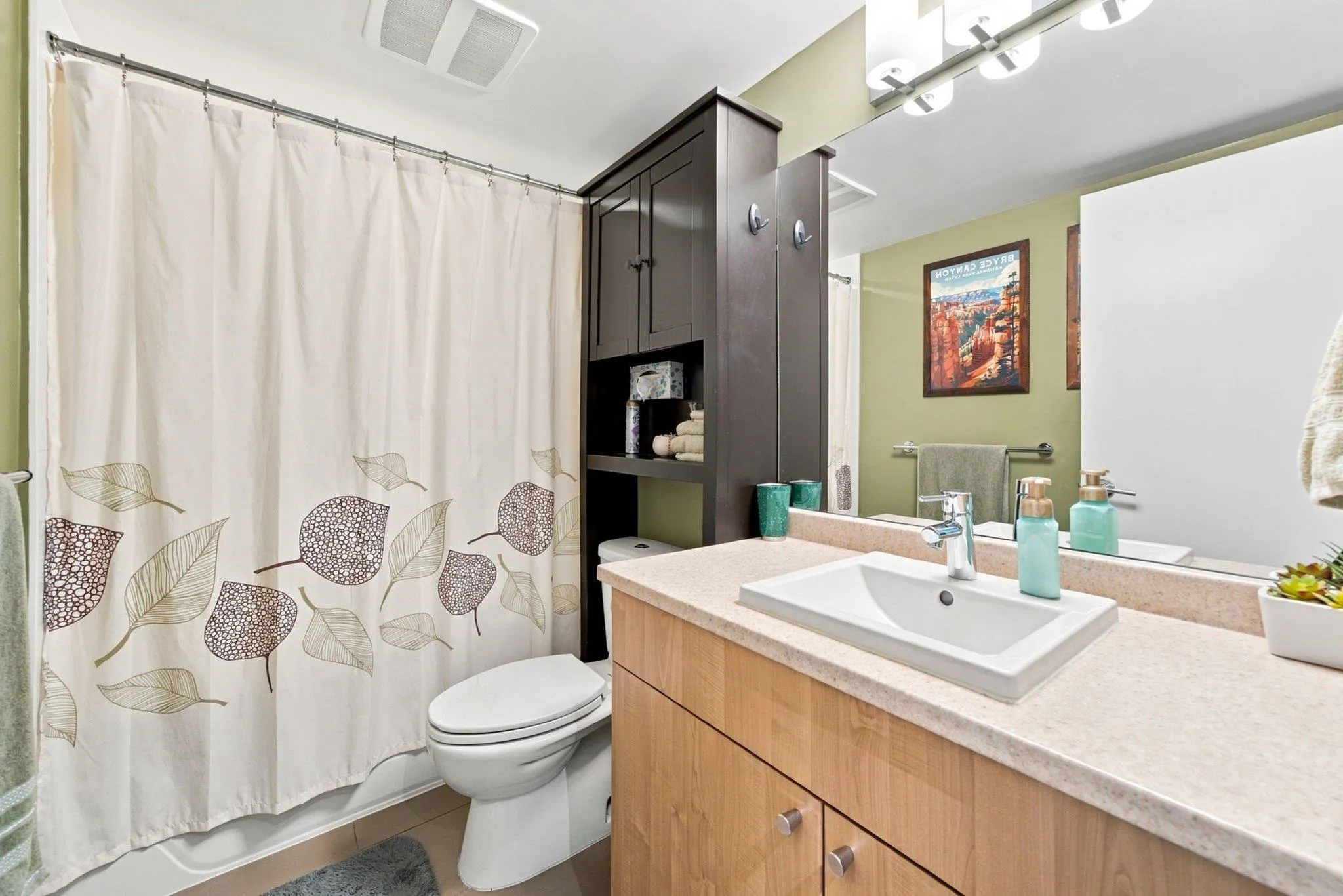 85 Eighth Avenue #208