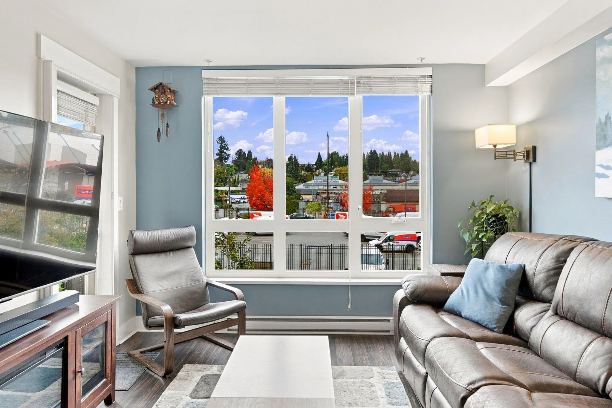 85 Eighth Avenue #208