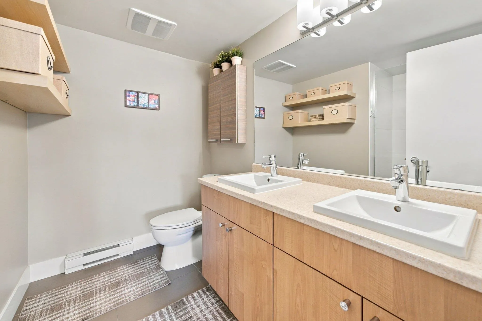 85 Eighth Avenue #208