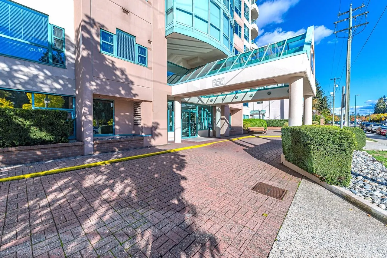 3071 Glen Drive #2102