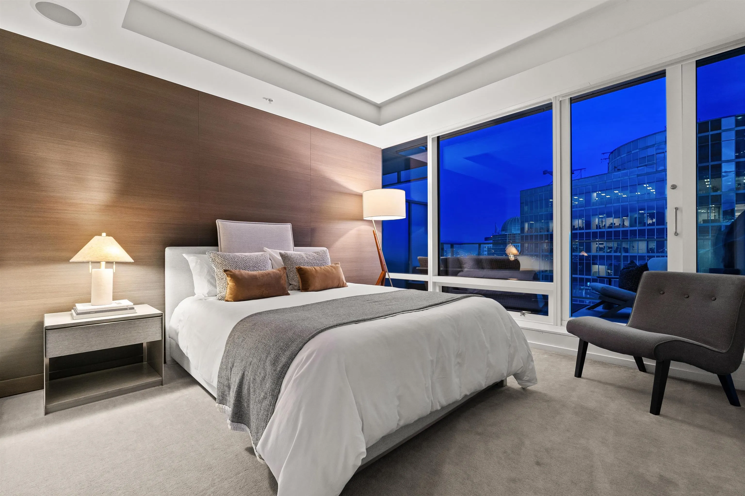 1011 W Cordova Street #2603