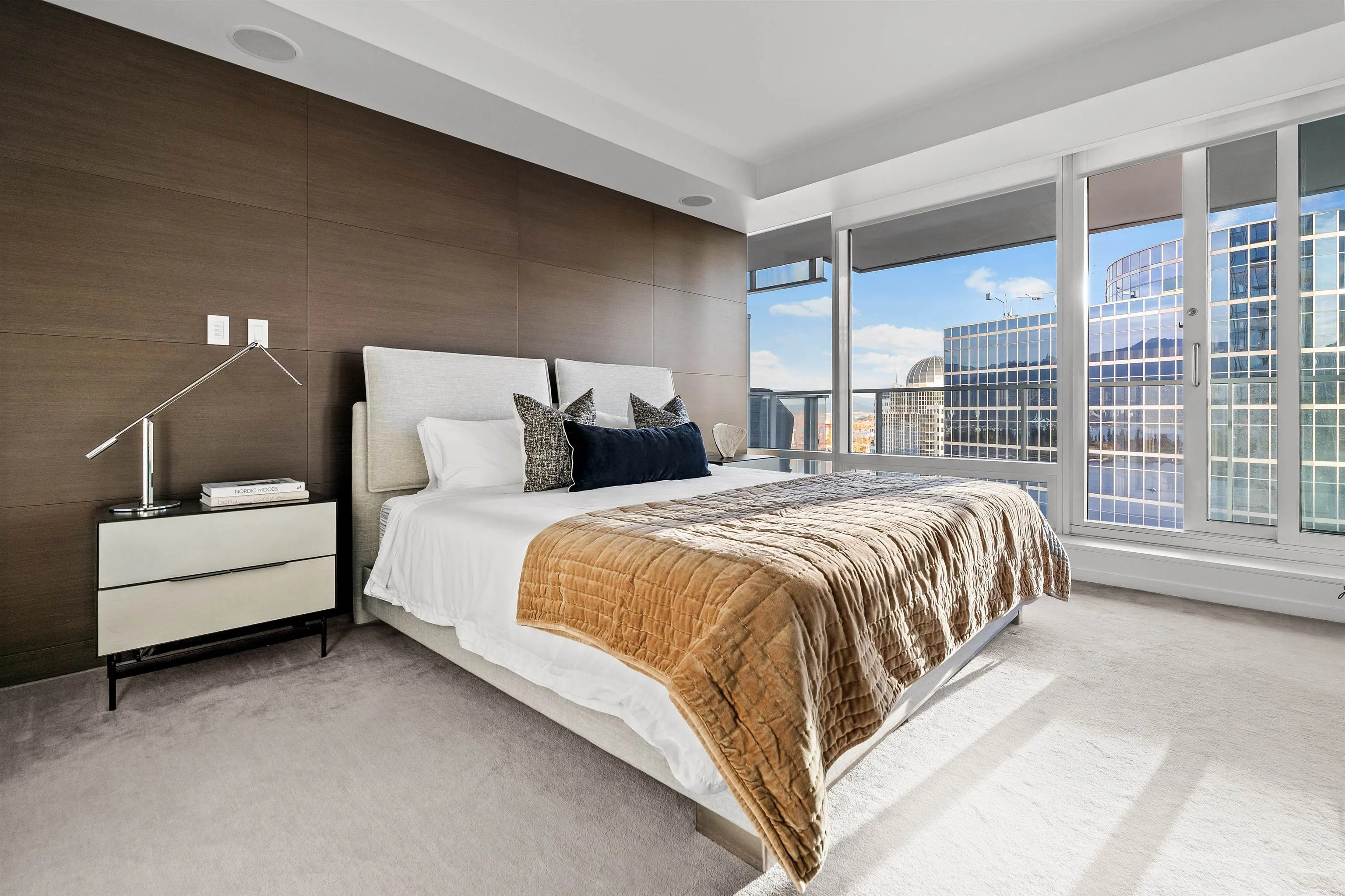 1011 W Cordova Street #2603