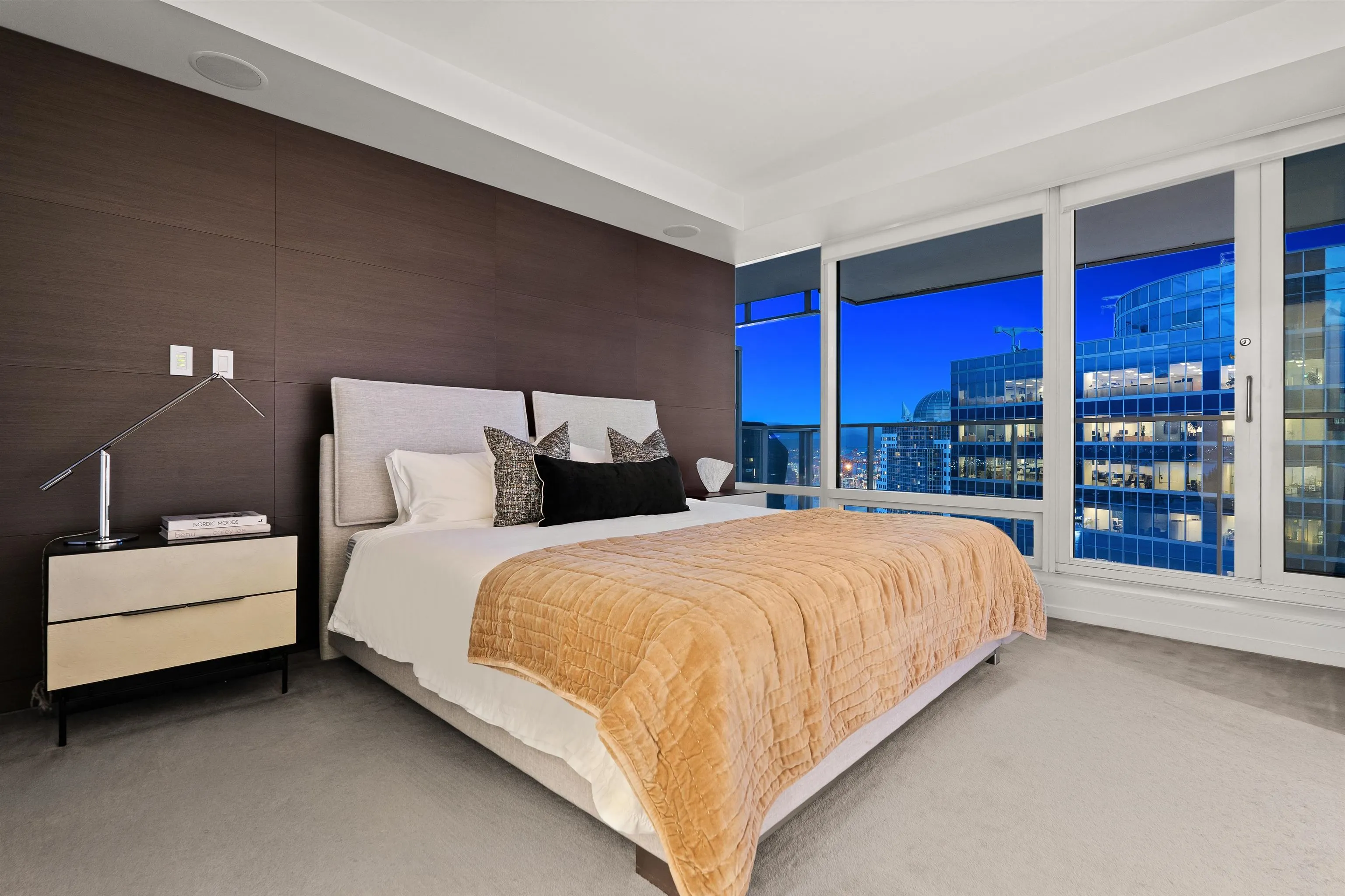 1011 W Cordova Street #2603