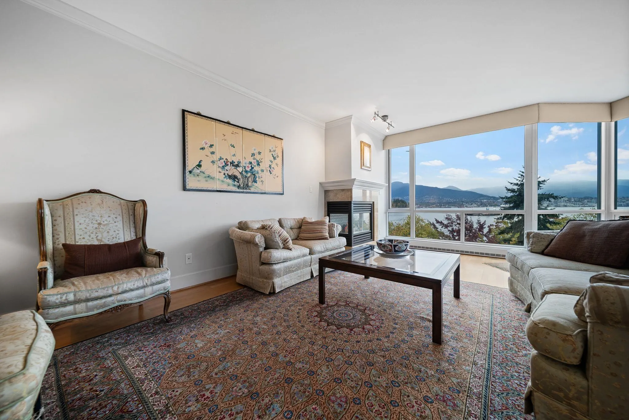 323 Jervis Street #402