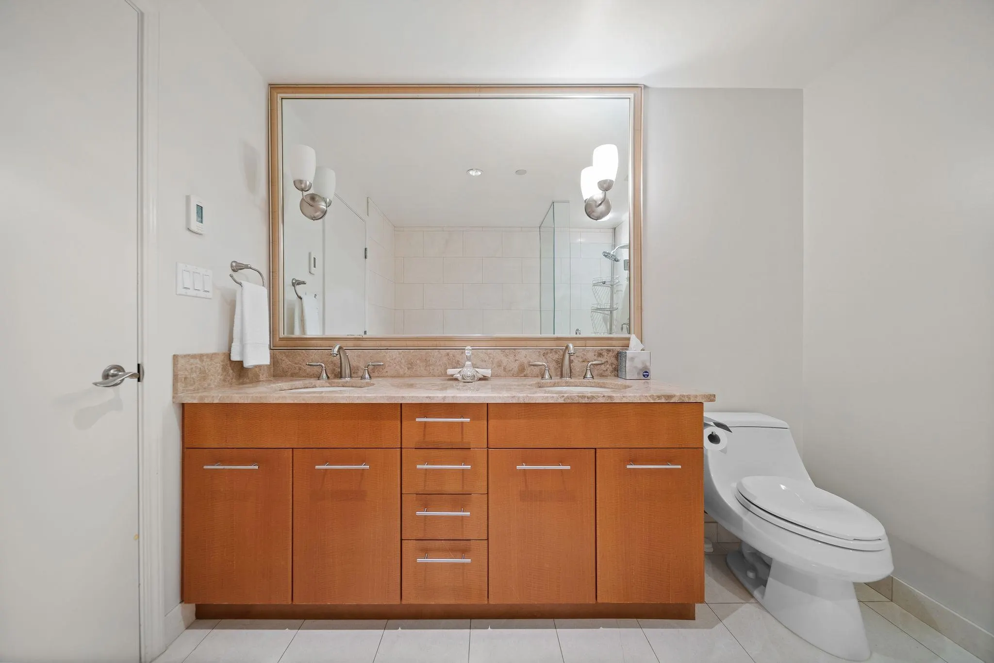 323 Jervis Street #402