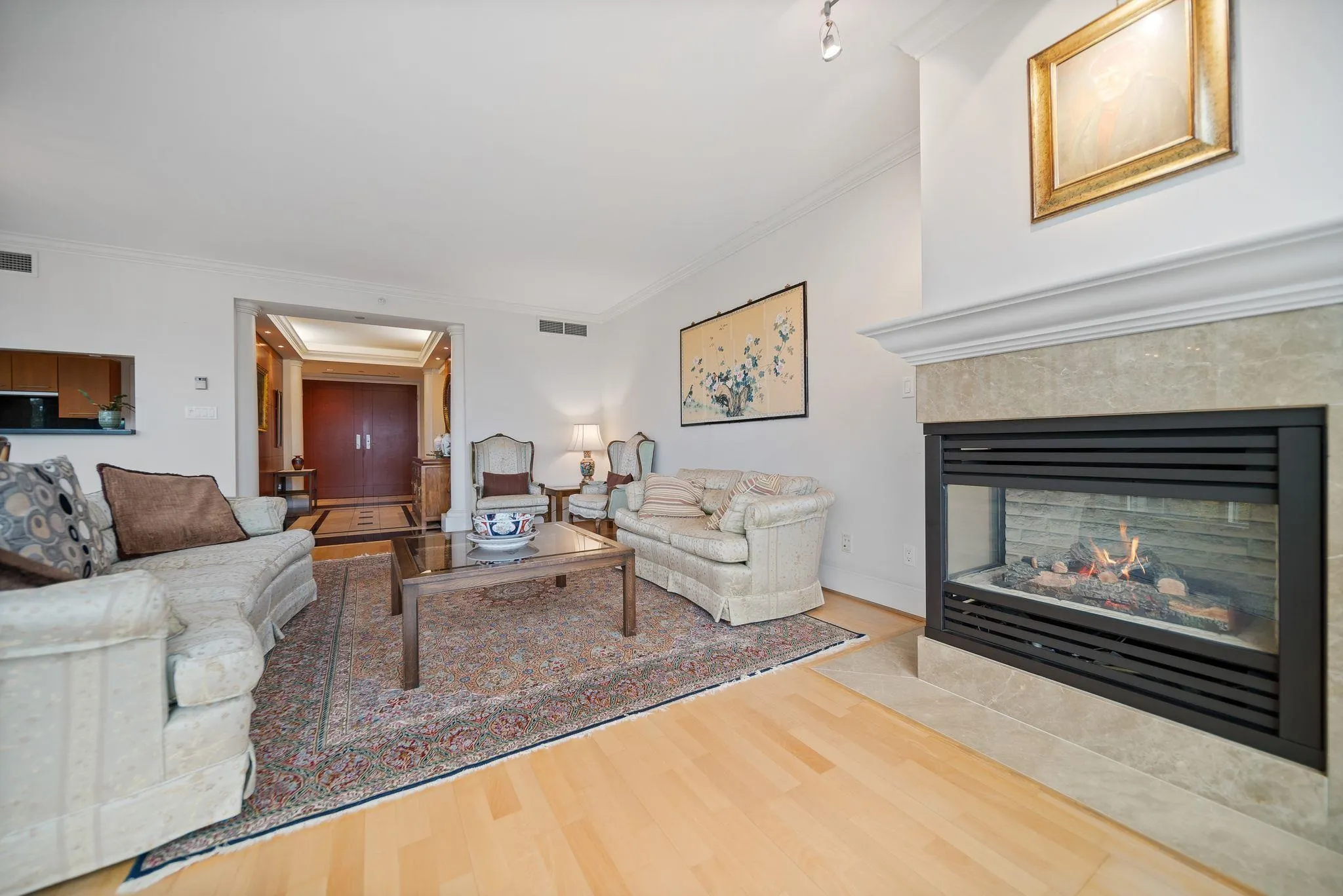 323 Jervis Street #402