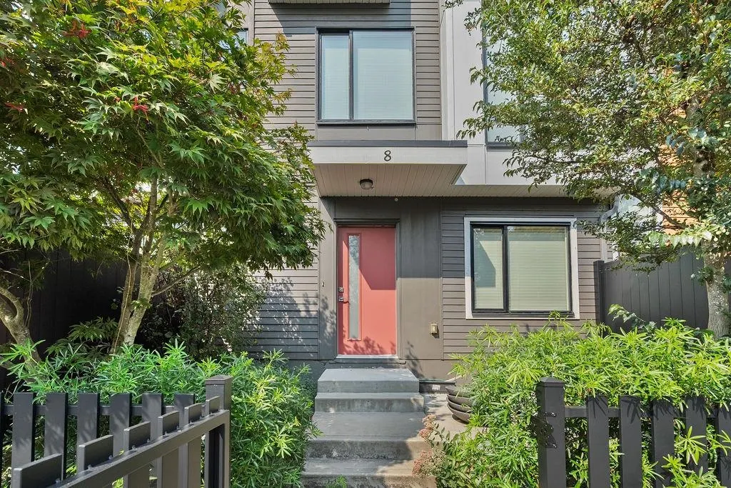 16433 19th Avenue #8