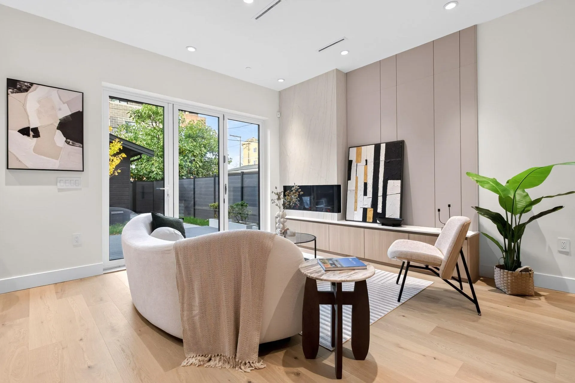 3315 W 10th Avenue #2
