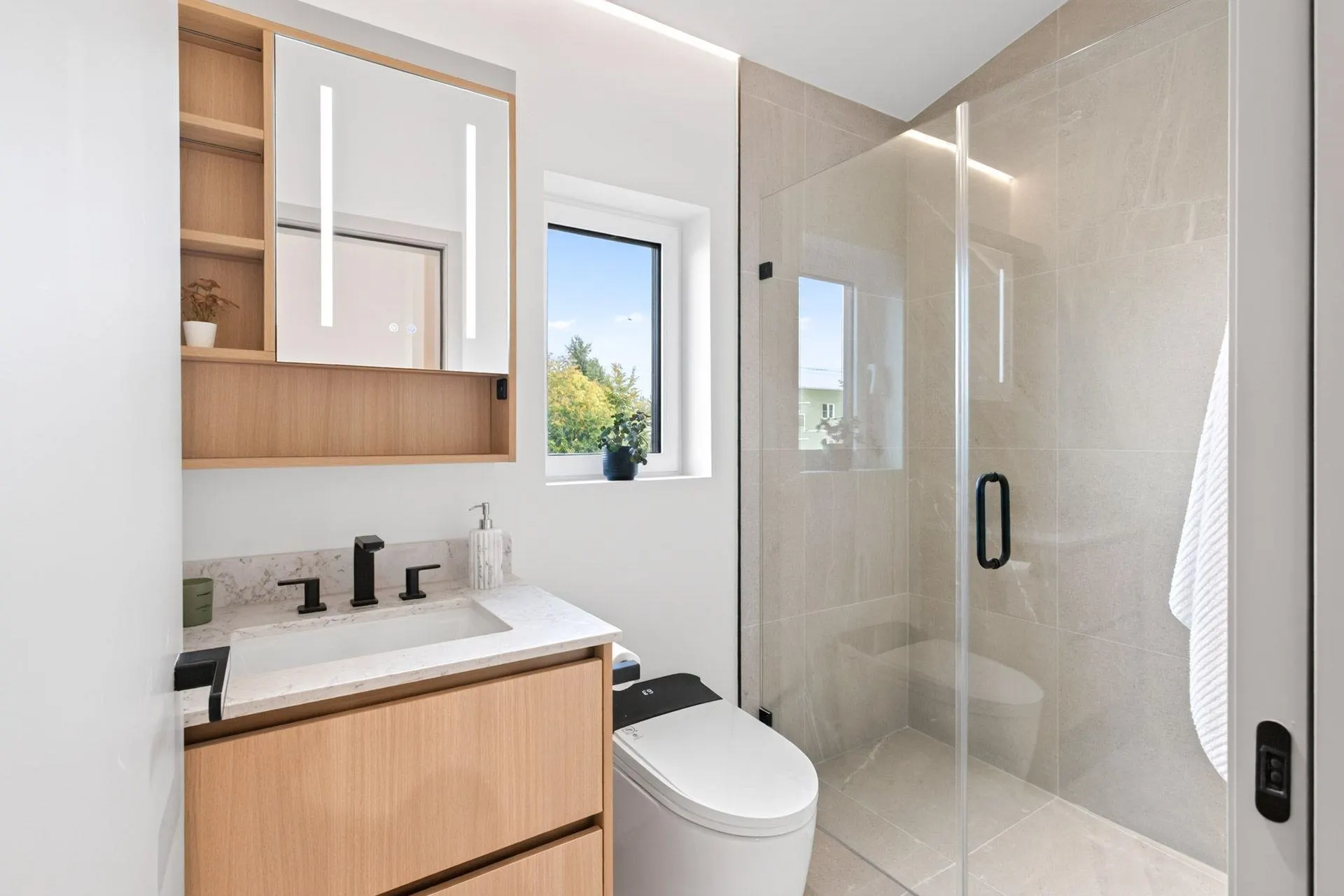 3315 W 10th Avenue #2