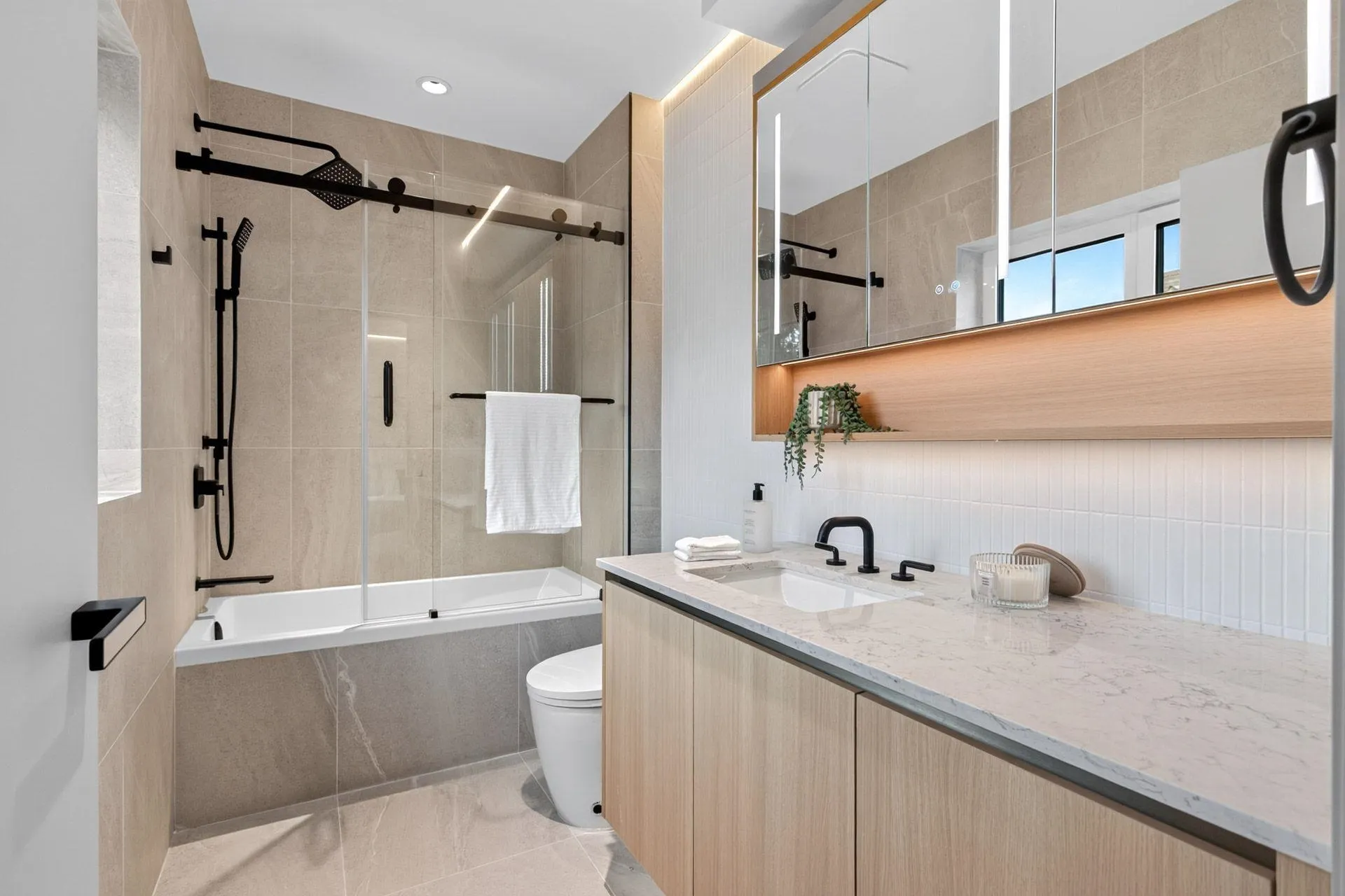 3315 W 10th Avenue #2