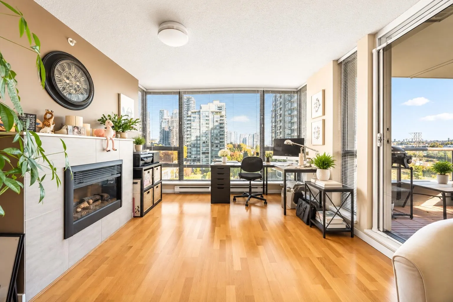 4118 Dawson Street #906