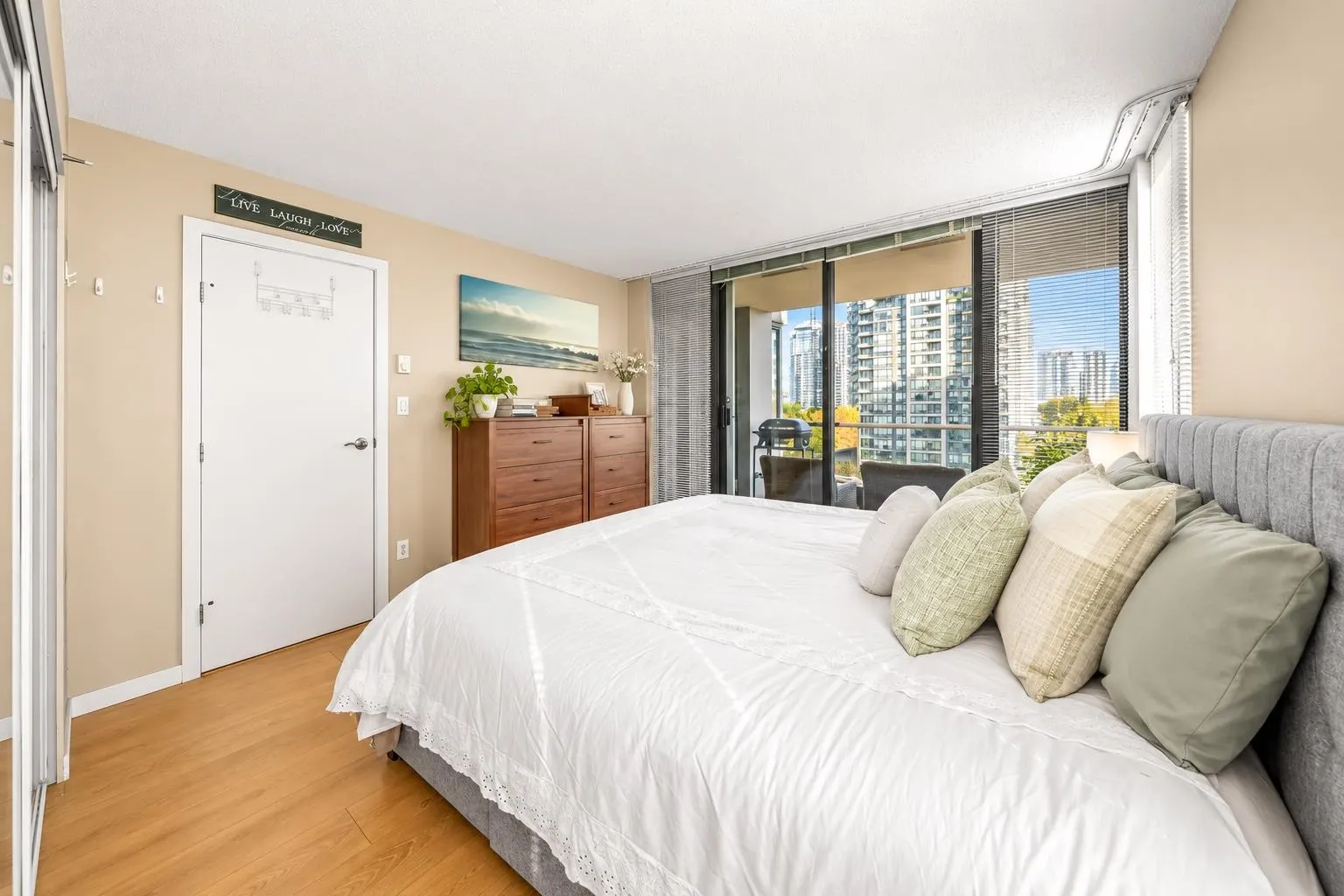 4118 Dawson Street #906