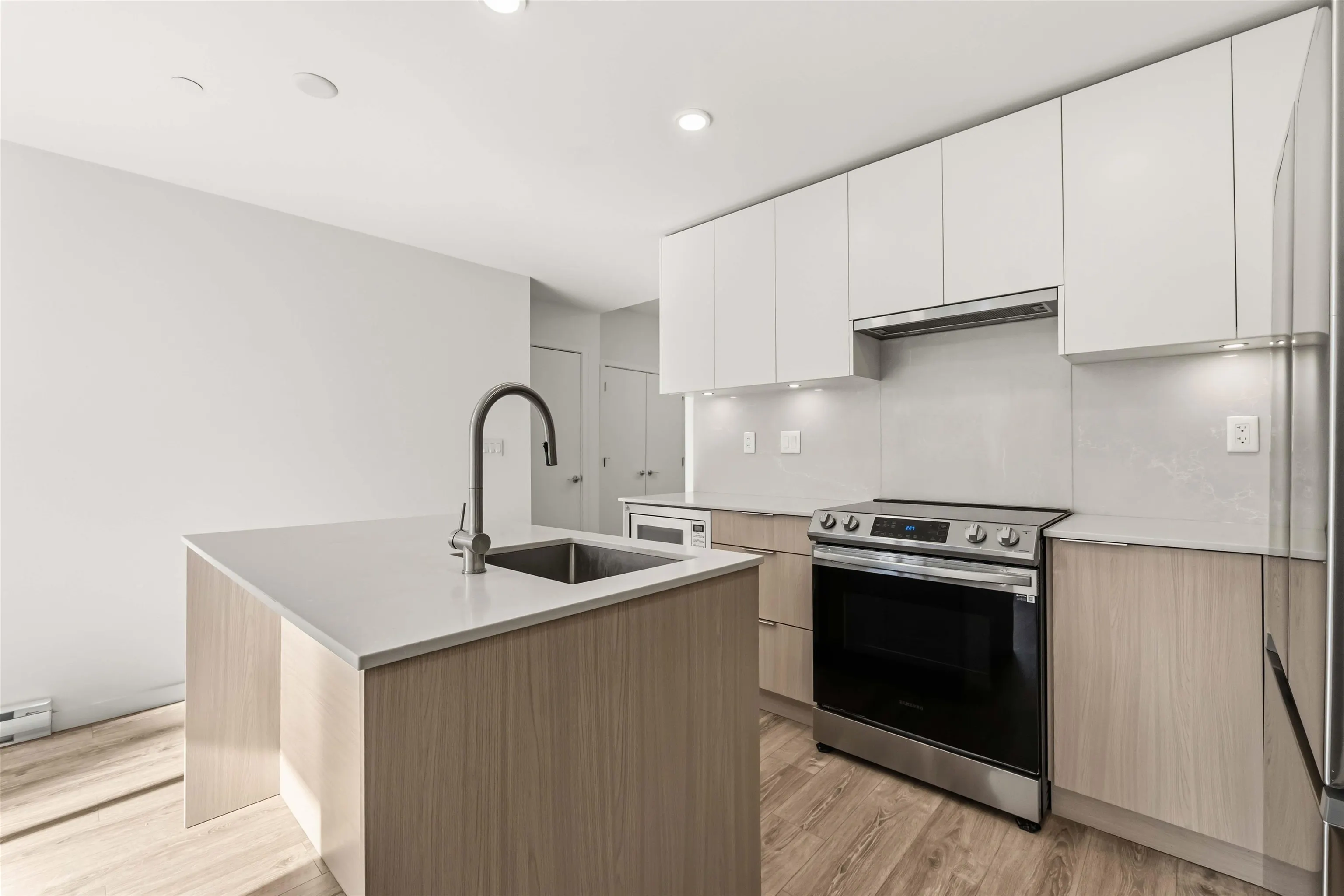13968 Laurel Drive #321