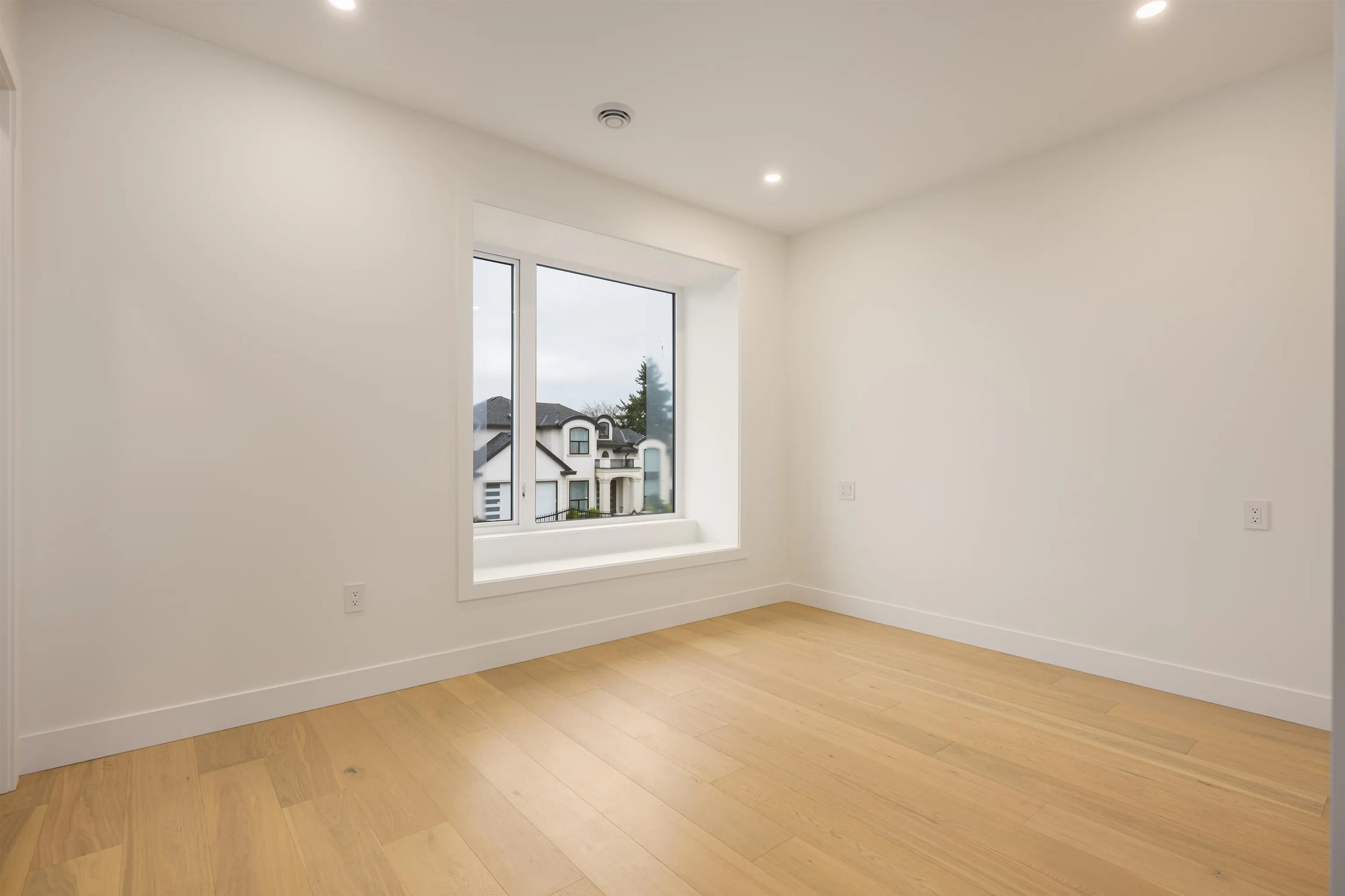 3651 Bowen Drive