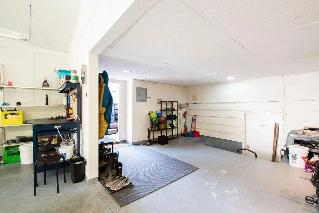1218 W 22nd Street