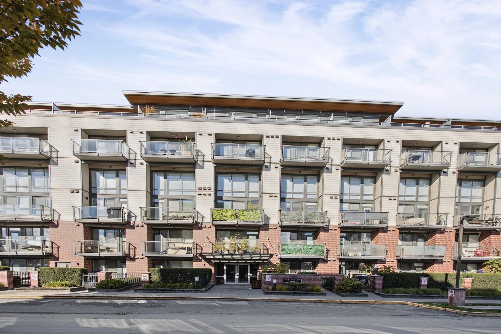 3080 Gladwin Road #512
