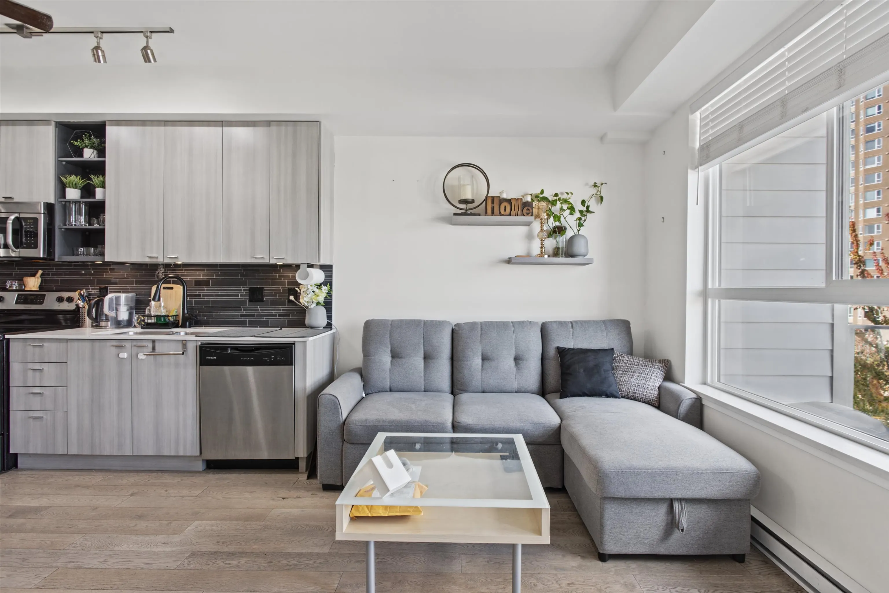 3080 Gladwin Road #512
