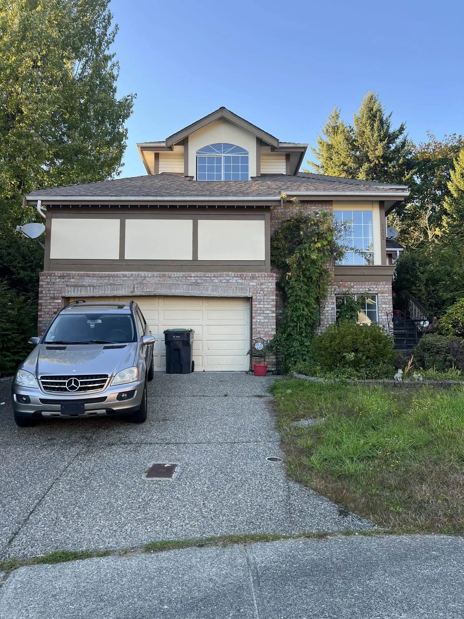 1402 Glenview Court